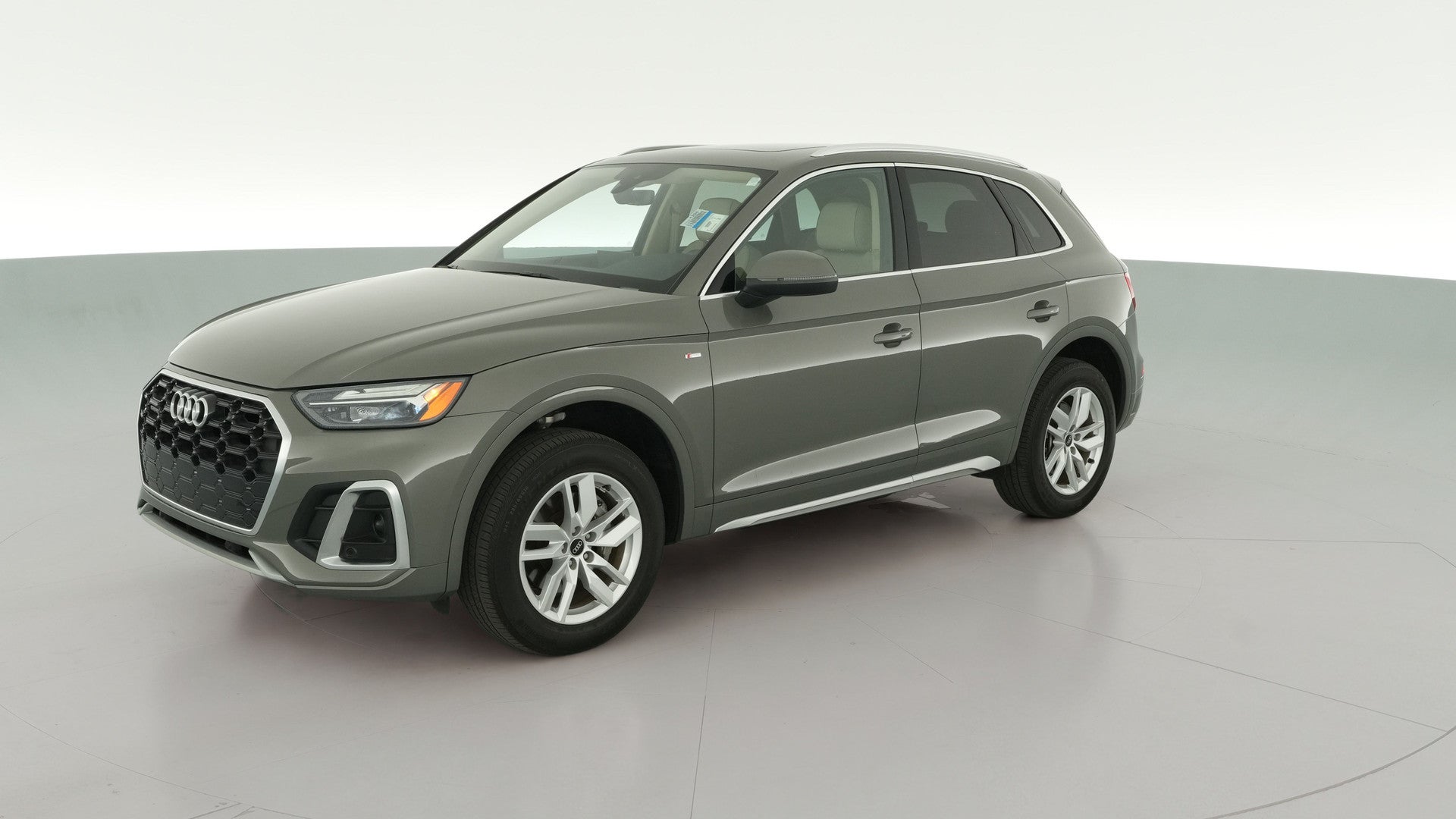 2024 Audi Q5 vehicle photo