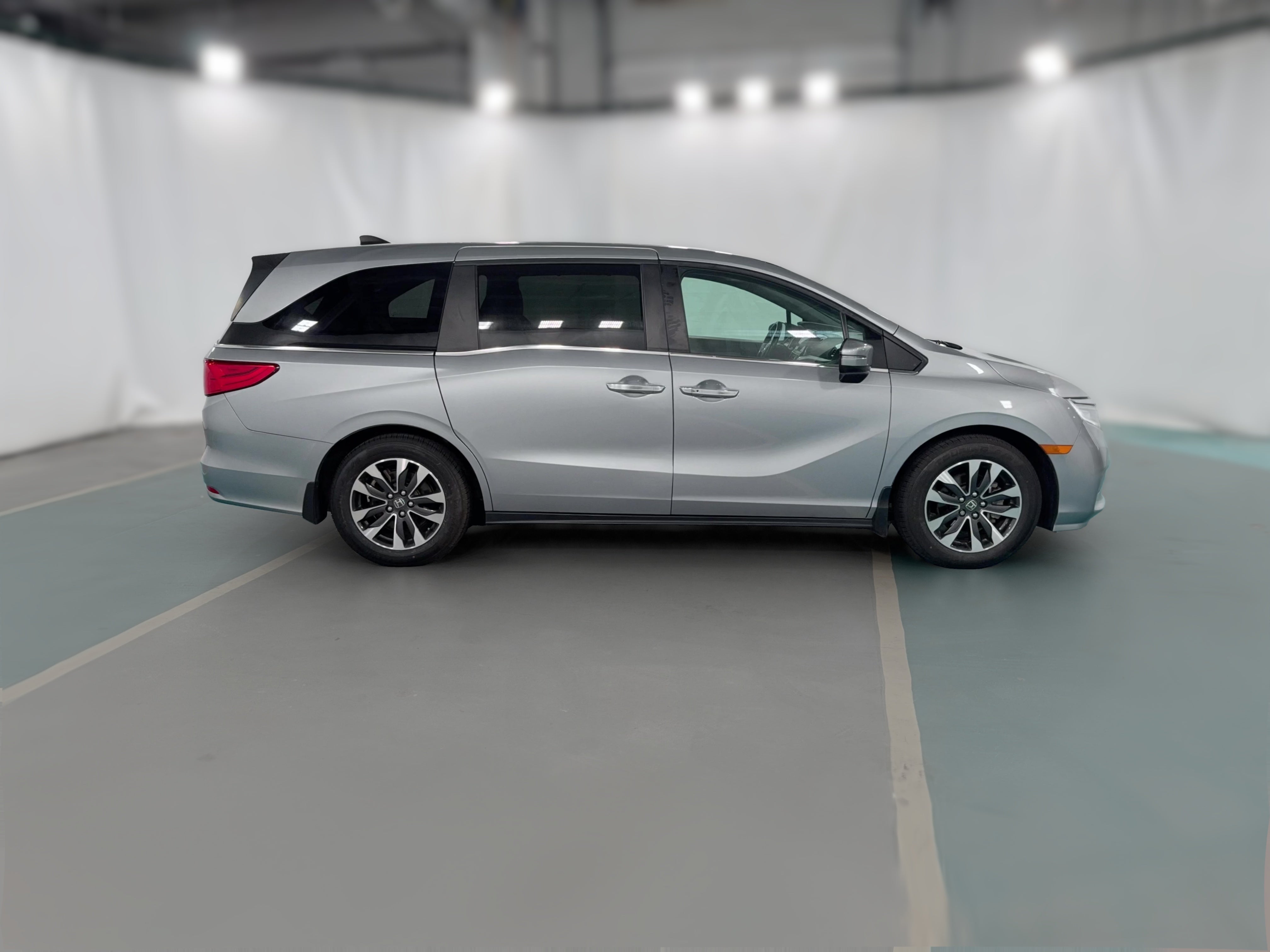 2024 Honda Odyssey EX-L - Photo 41