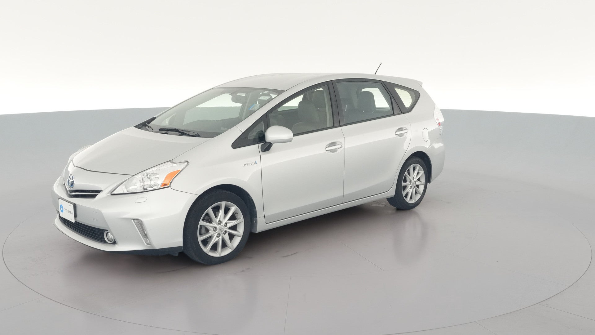 2014 Toyota Prius v vehicle photo