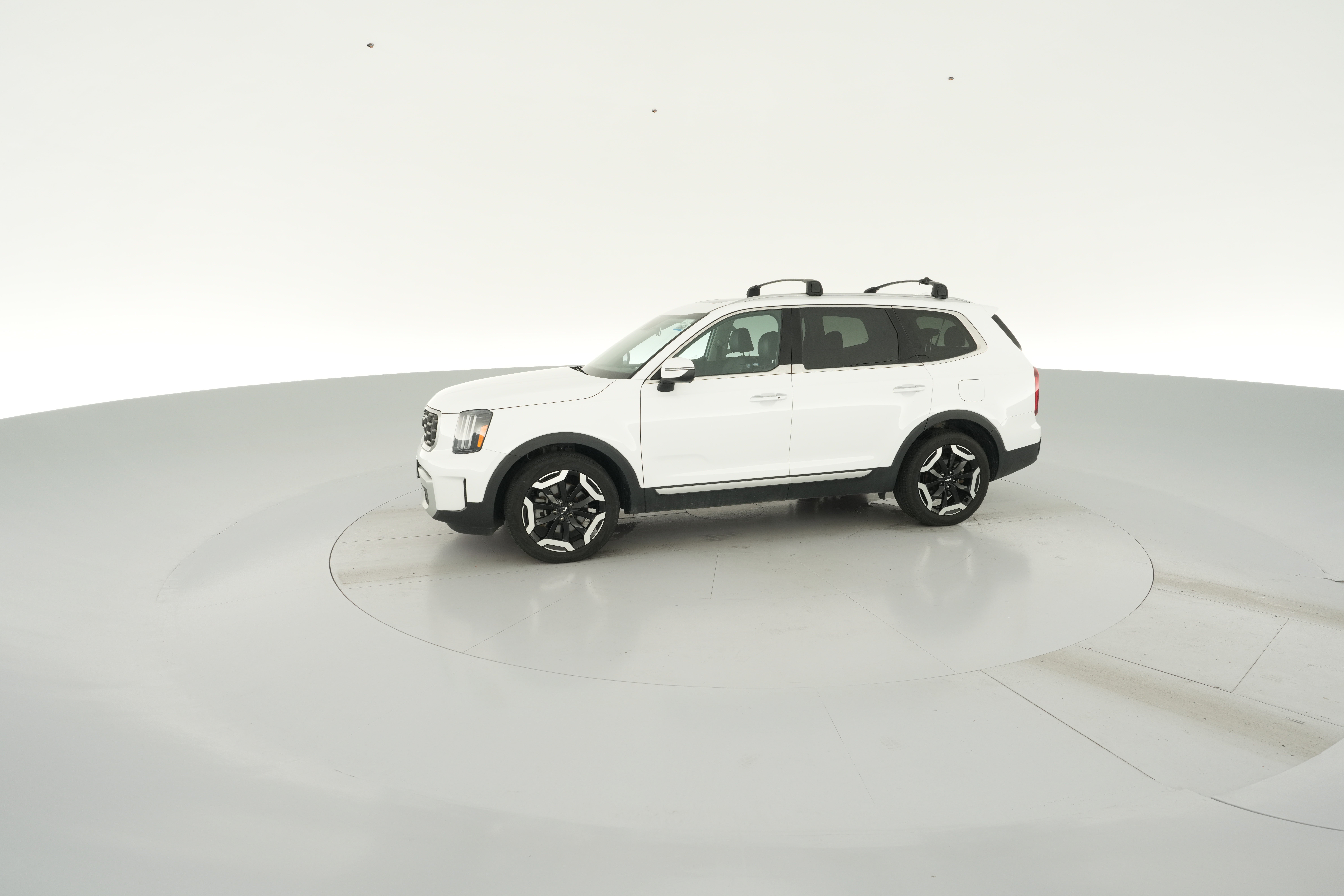 2025 Kia Telluride S - Photo 28