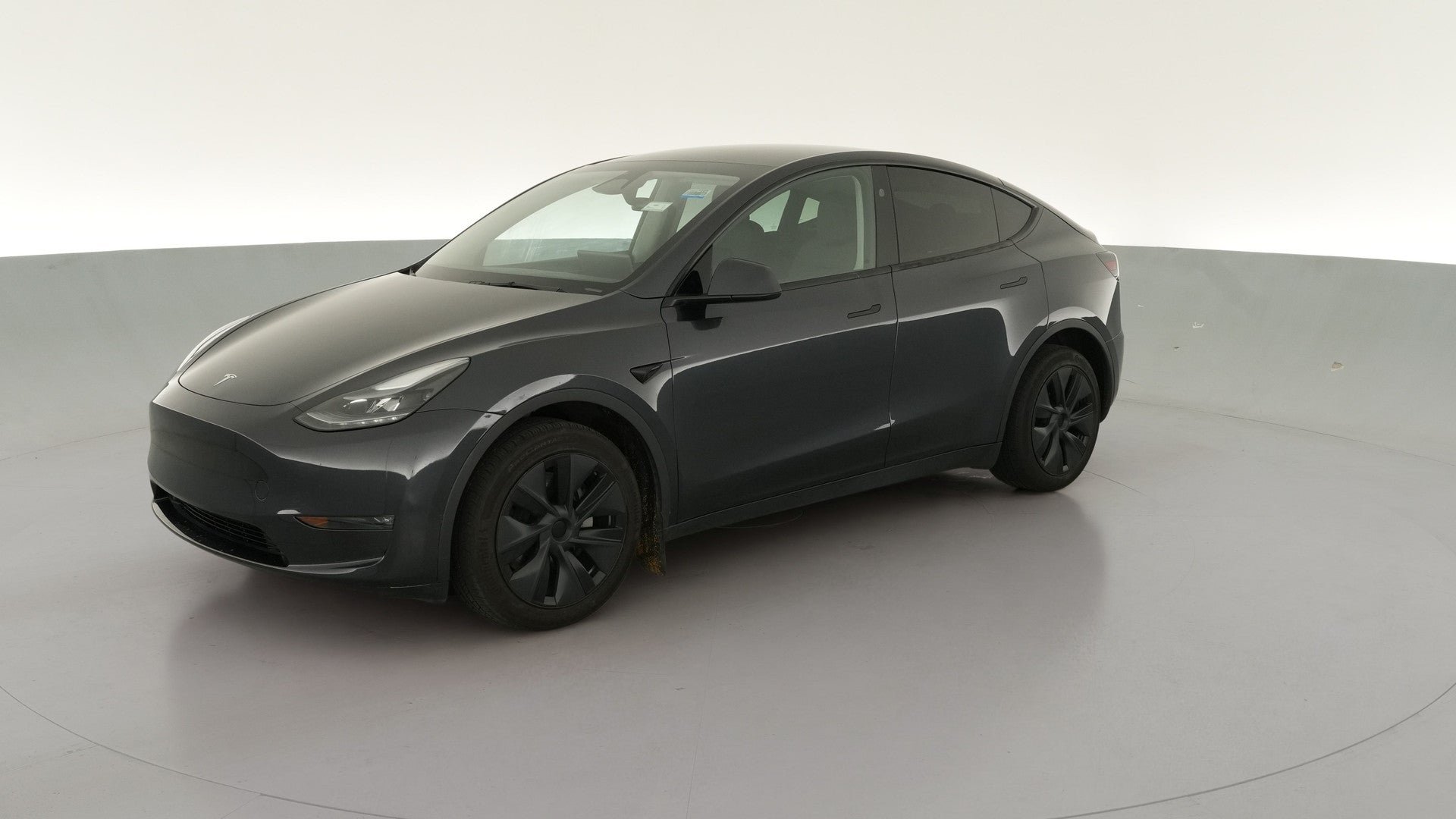 2025 Tesla Model Y vehicle photo