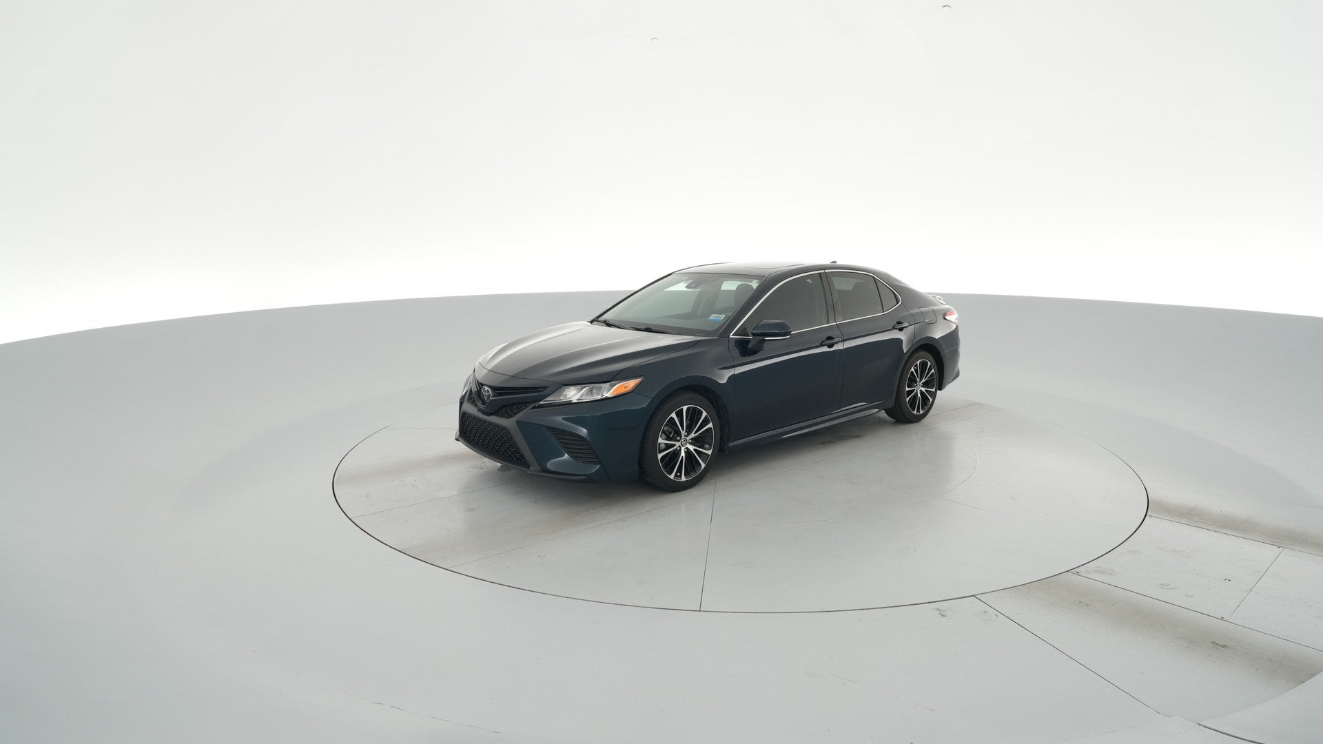 2020 Toyota Camry vehicle photo