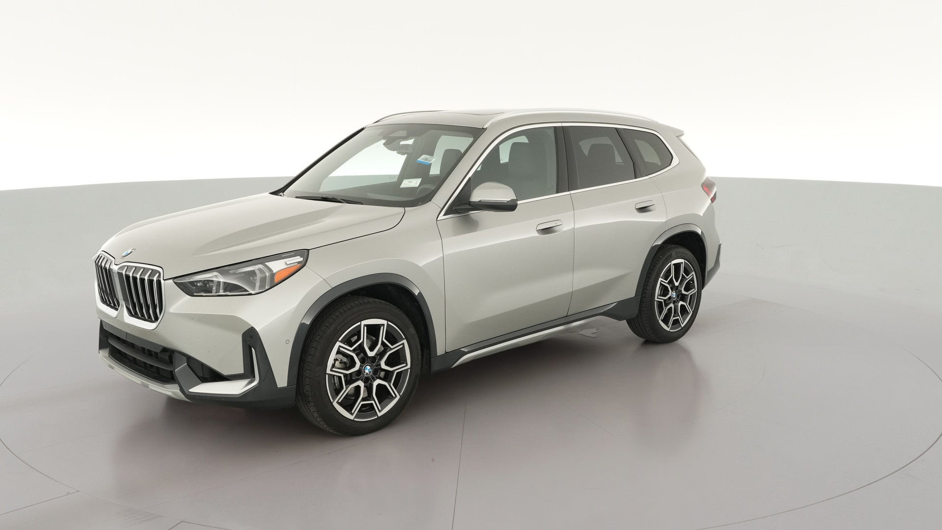 2025 BMW X1 vehicle photo