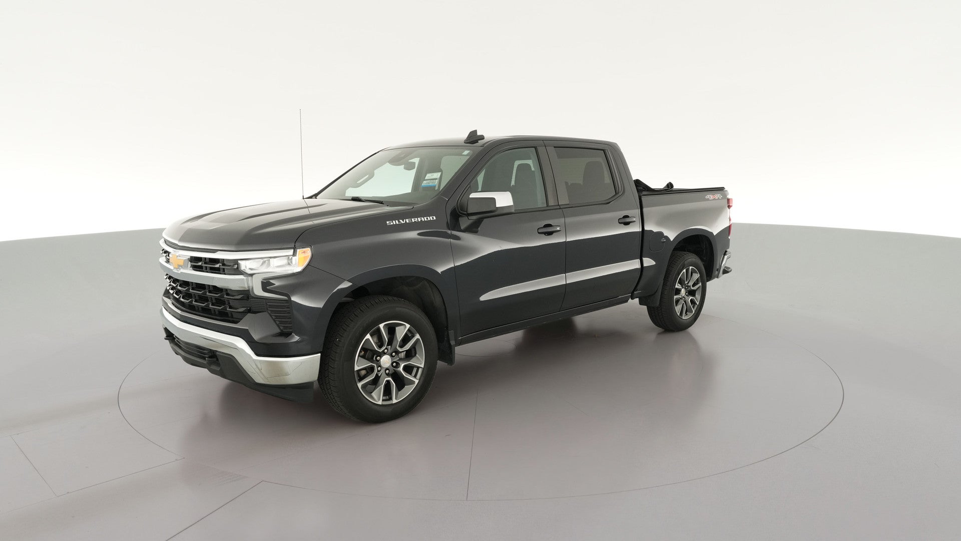 2023 Chevrolet Silverado 1500 Crew Cab vehicle photo
