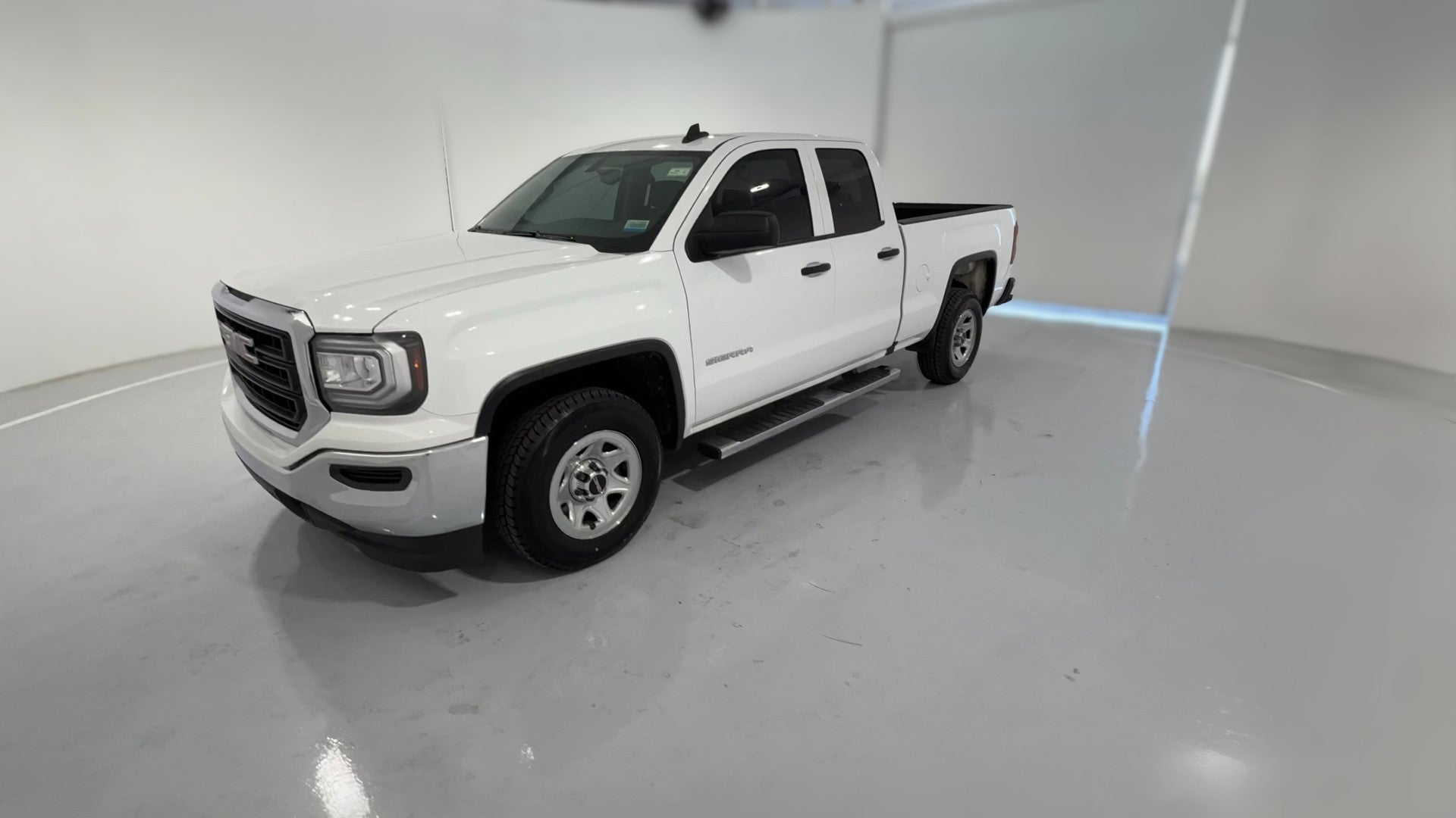 2018 GMC Sierra 1500 Double Cab vehicle photo