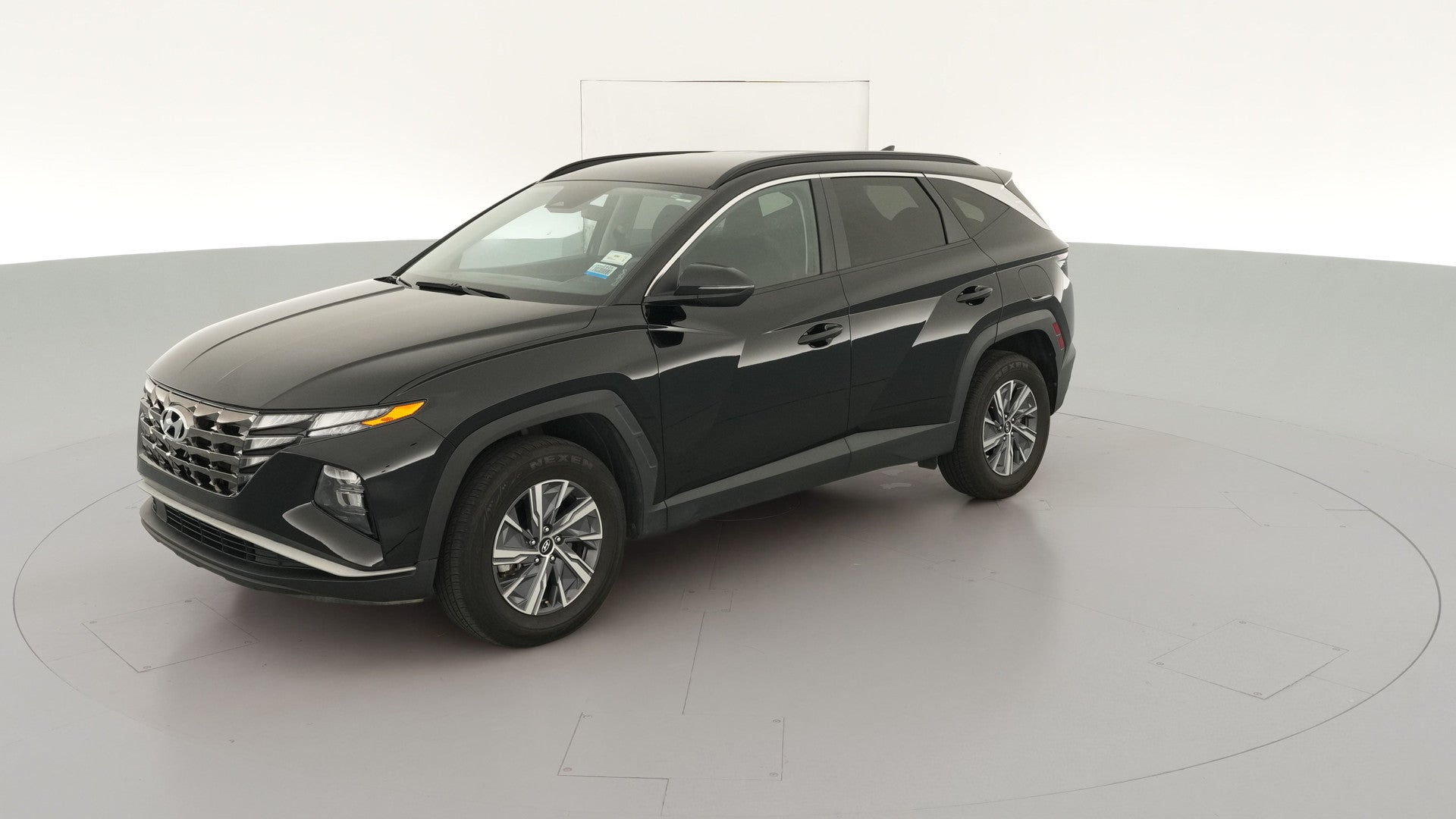 2022 Hyundai Tucson Hybrid vehicle photo