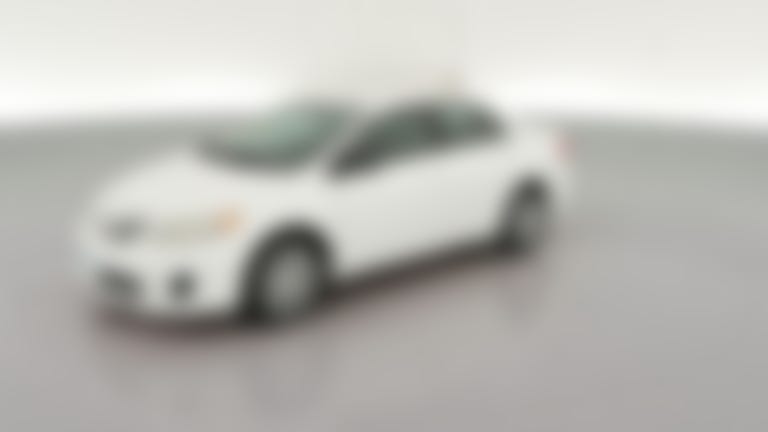 2013 Toyota Corolla vehicle photo