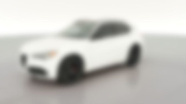 2021 Alfa Romeo Stelvio vehicle photo
