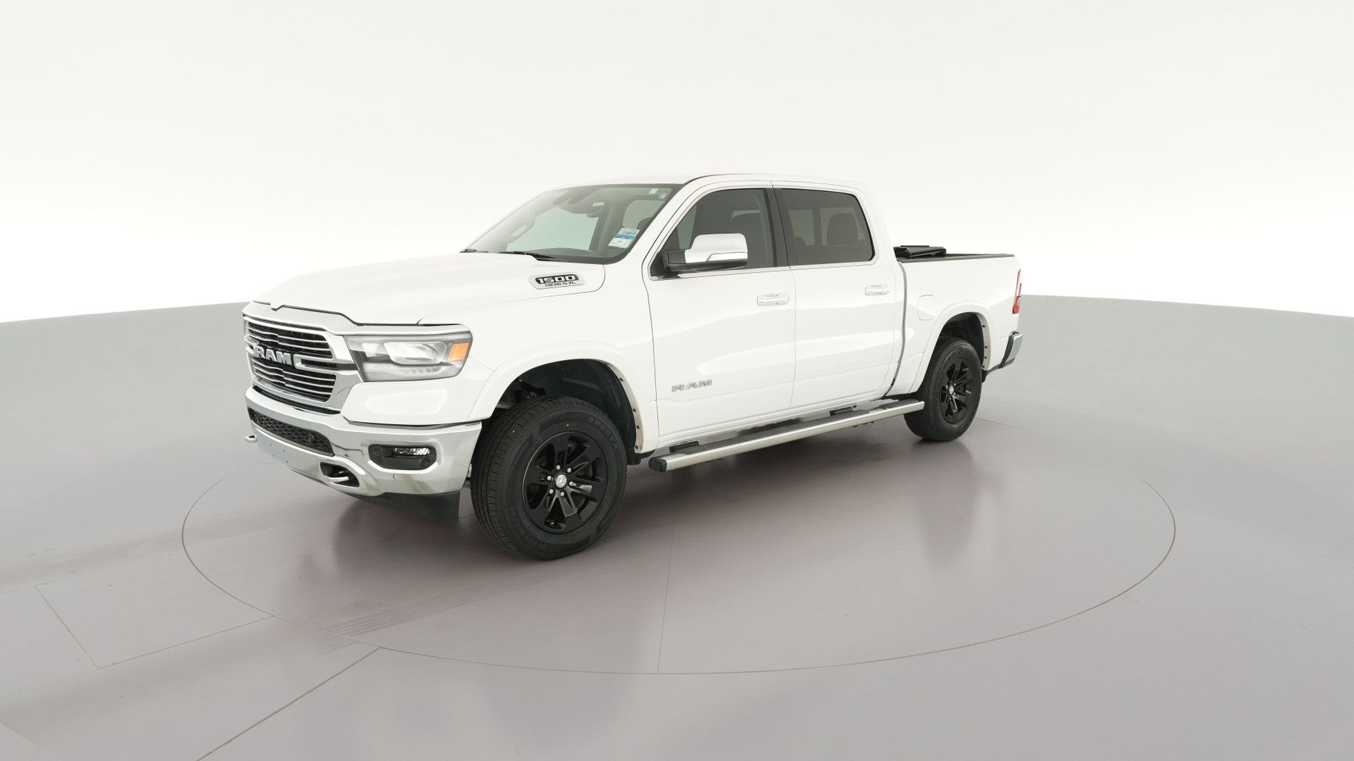 2022 Ram 1500 Crew Cab vehicle photo