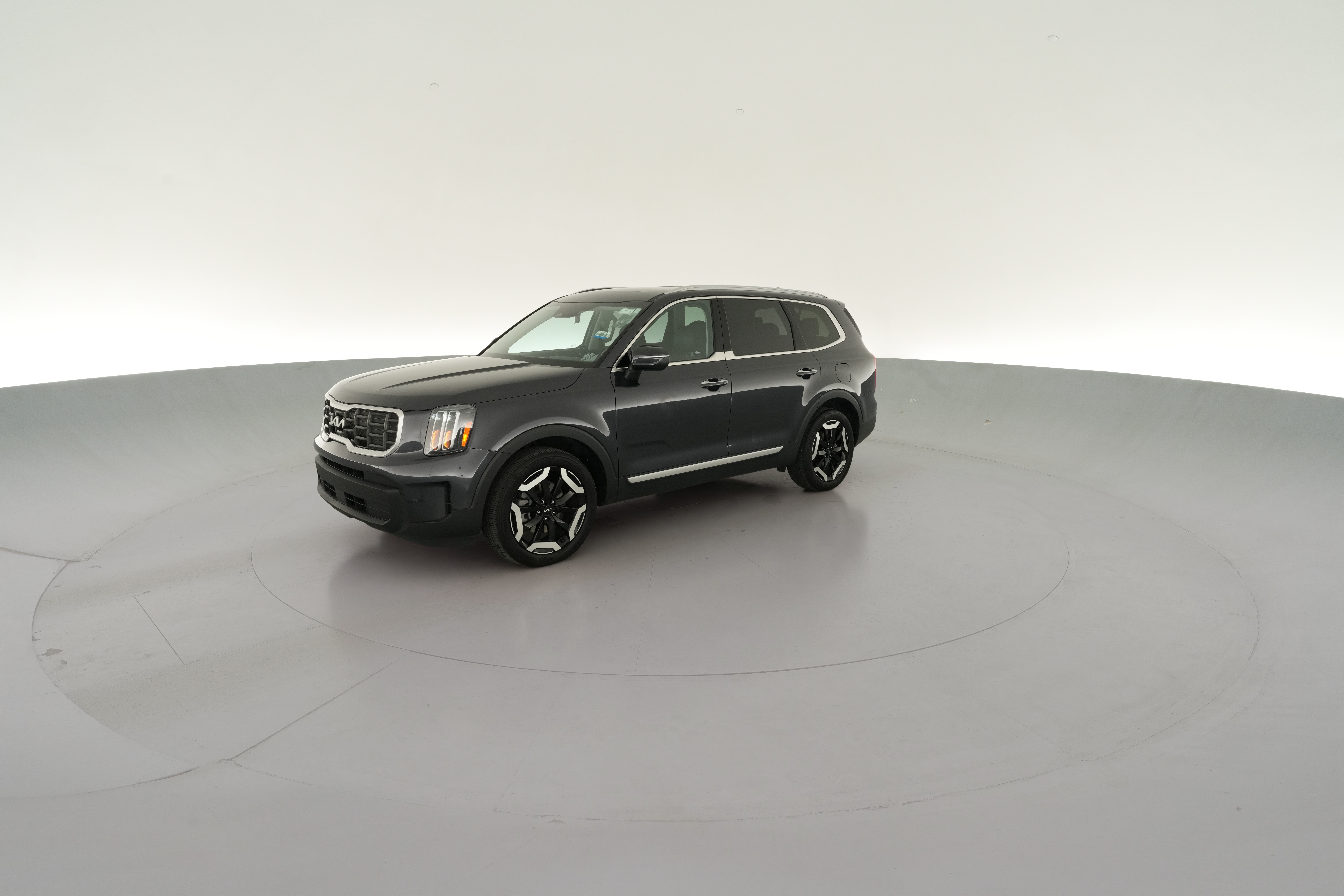 2025 Kia Telluride S - Photo 24