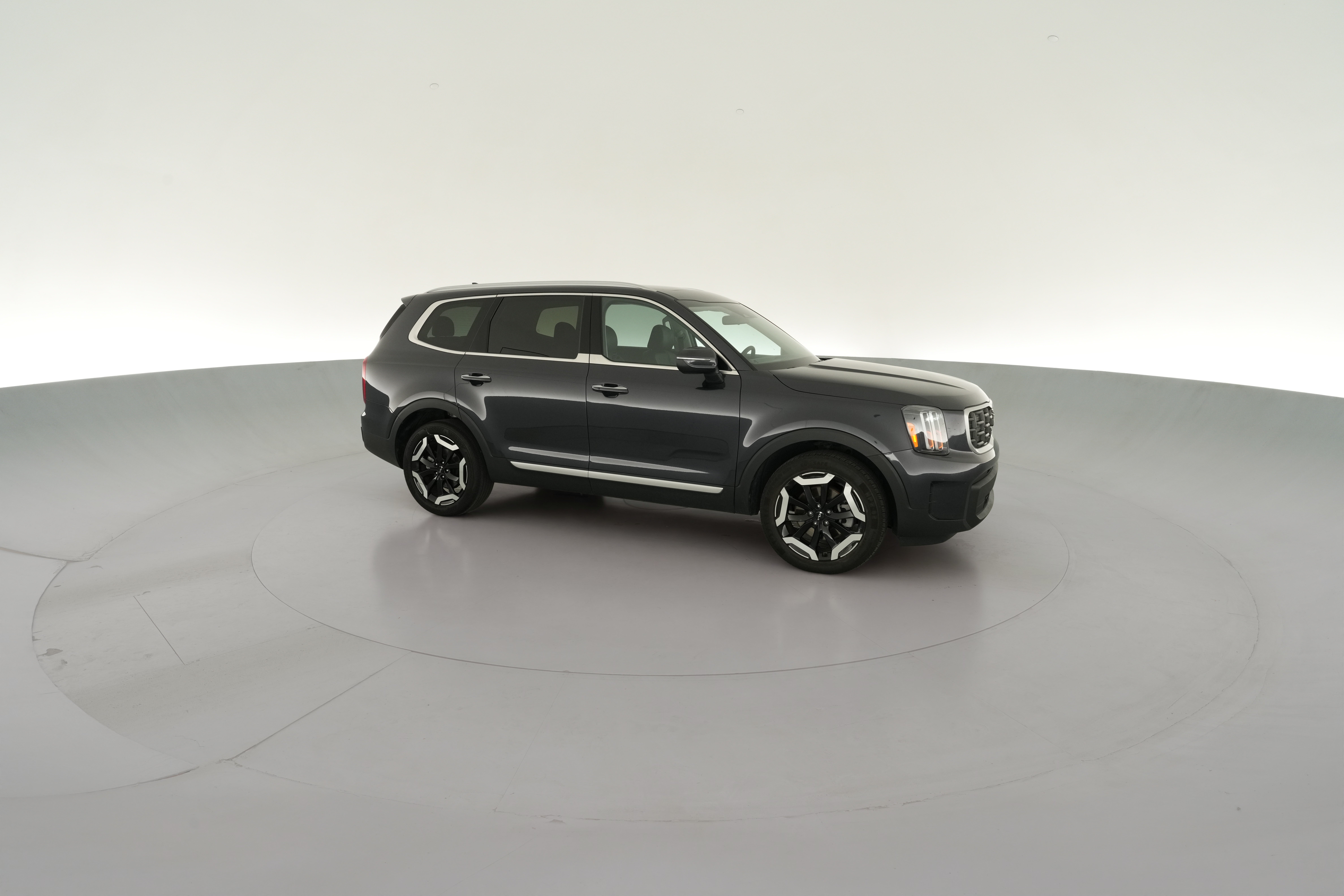 2025 Kia Telluride S - Photo 35