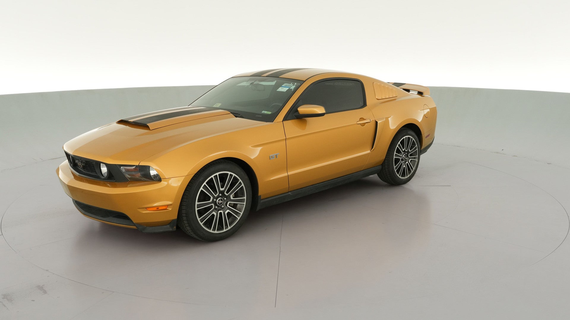 2010 Ford Mustang vehicle photo