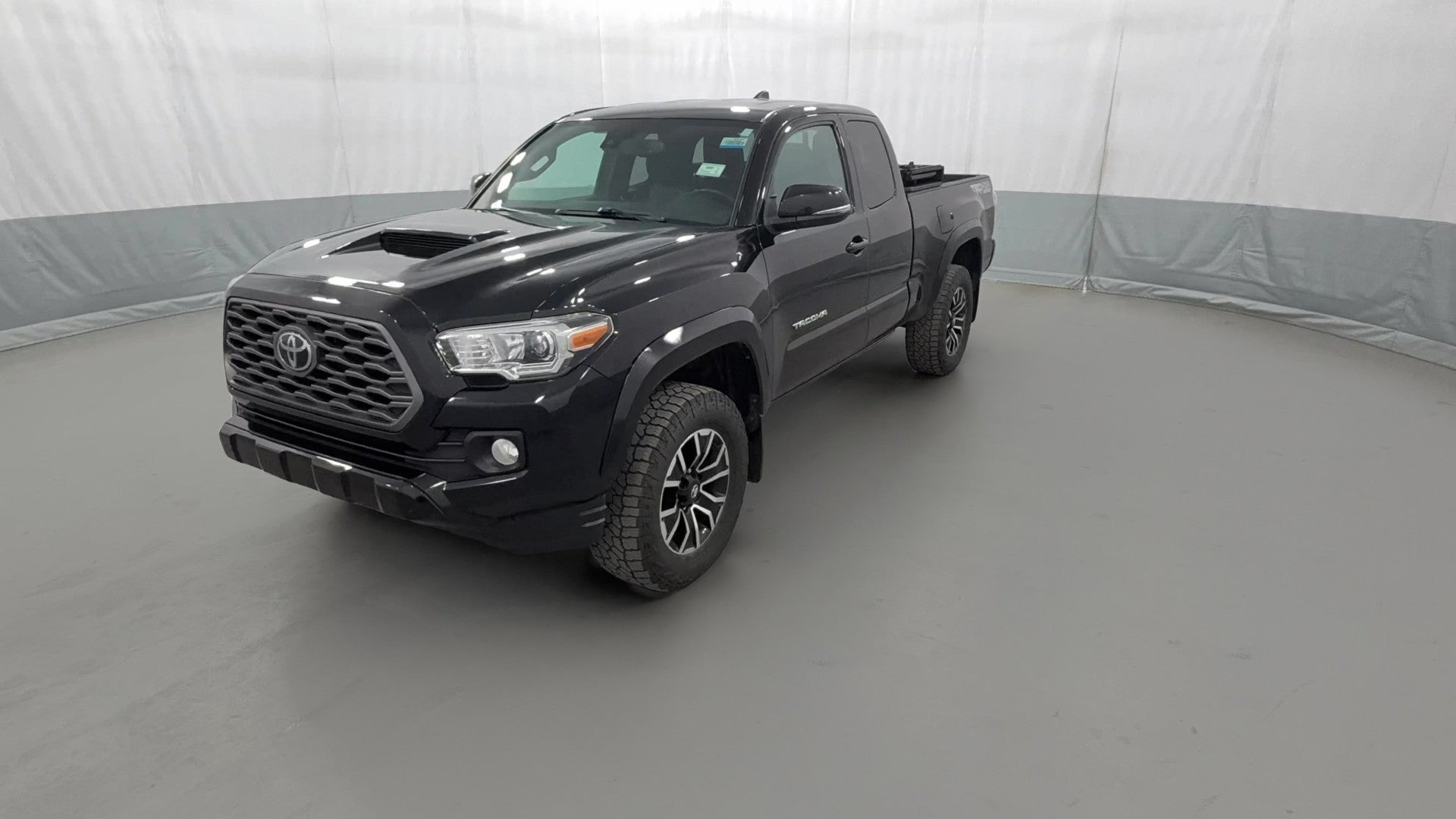 2022 Toyota Tacoma Access Cab vehicle photo