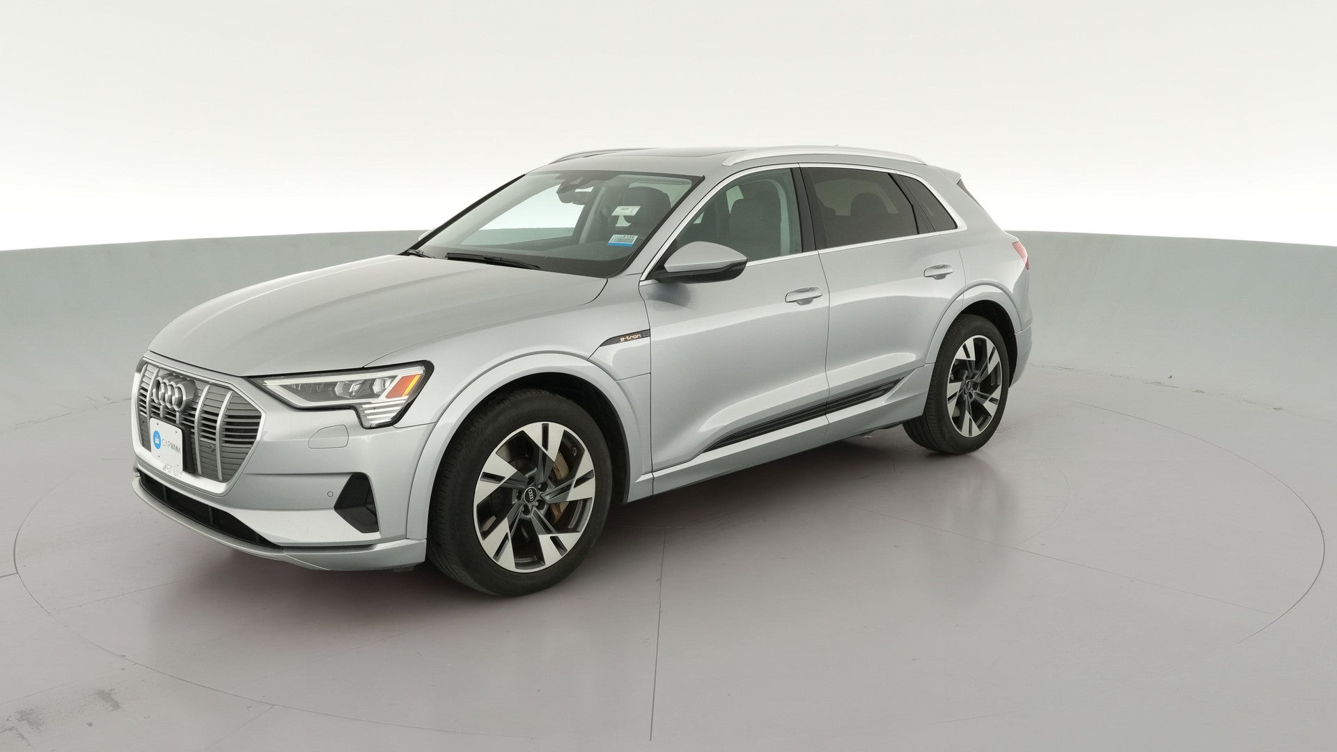 2022 Audi e-tron vehicle photo