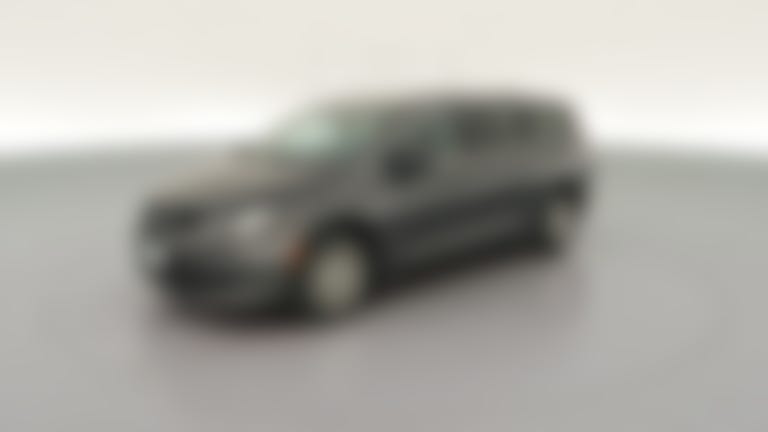 2023 Chrysler Voyager vehicle photo
