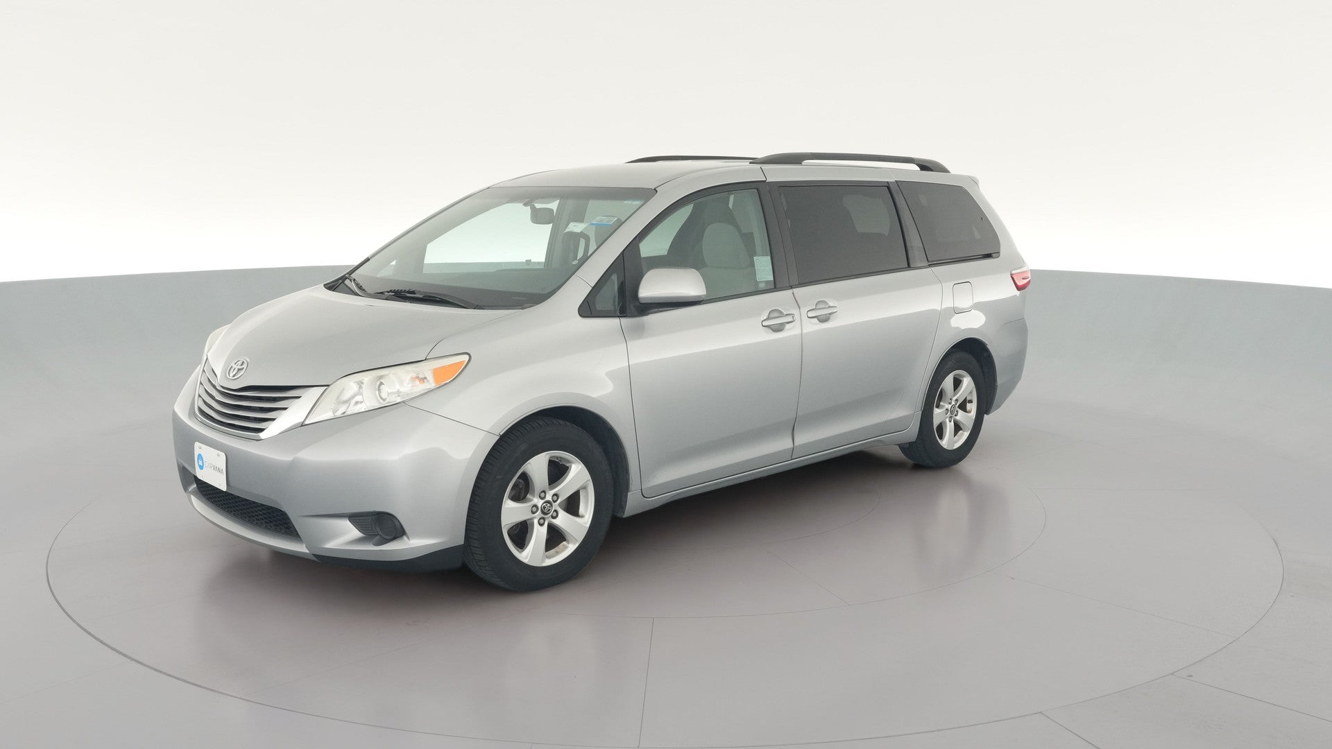 2015 Toyota Sienna vehicle photo