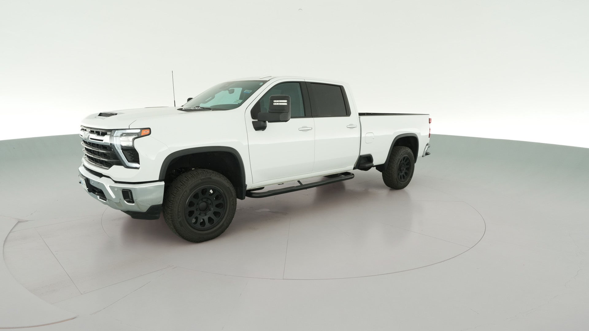 2024 Chevrolet Silverado 2500 HD Crew Cab vehicle photo