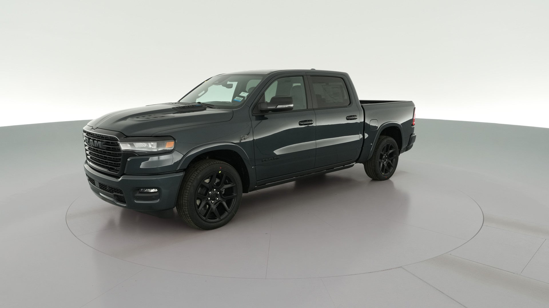2027 Ram 1500 Crew Cab vehicle photo