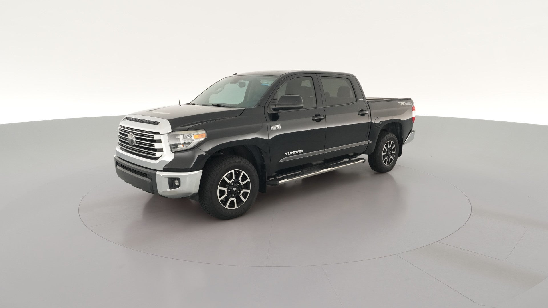 2018 Toyota Tundra CrewMax vehicle photo