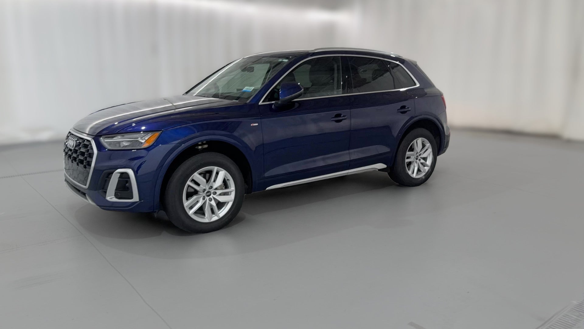 2023 Audi Q5 vehicle photo