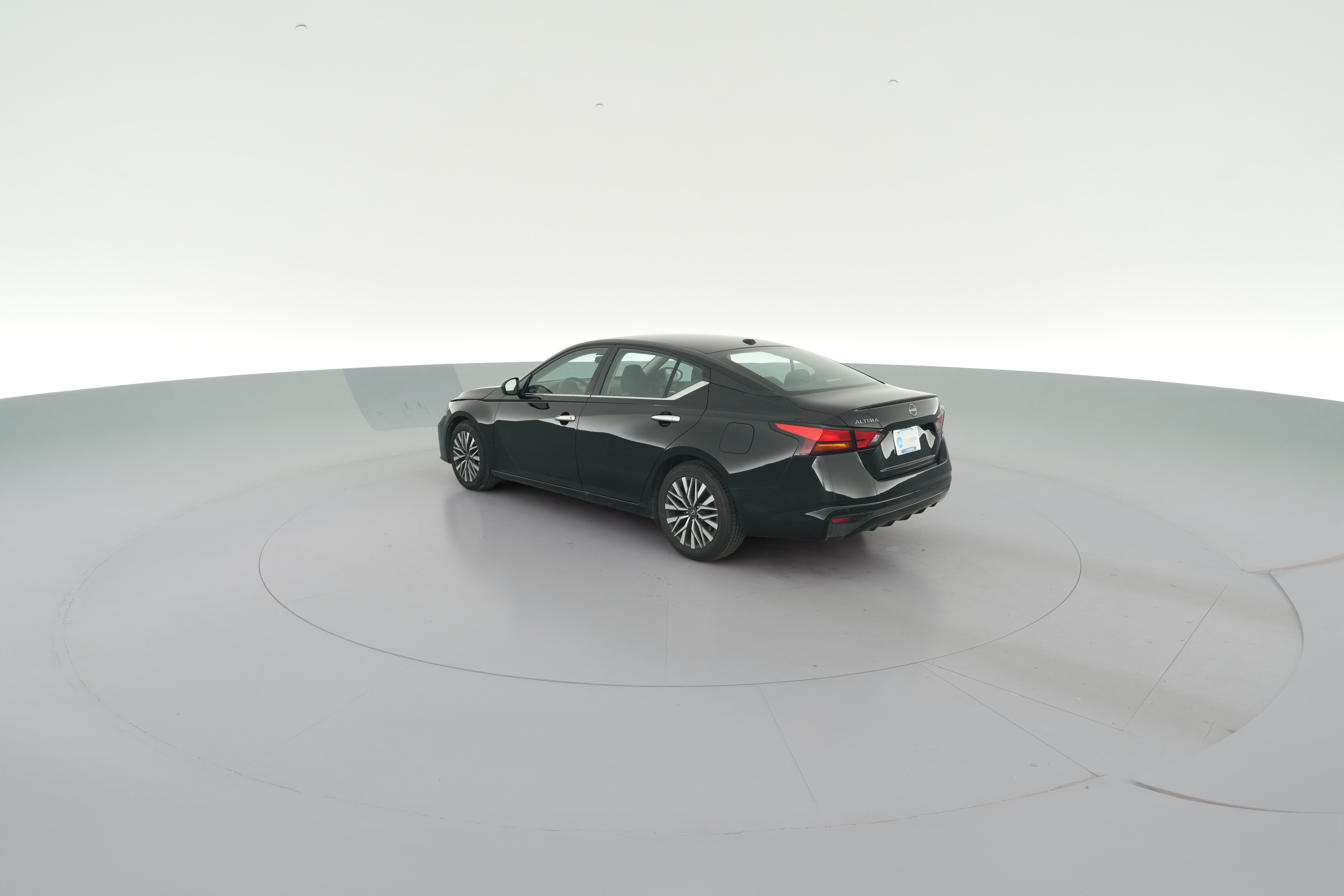 2025 Nissan Altima SV - Photo 28