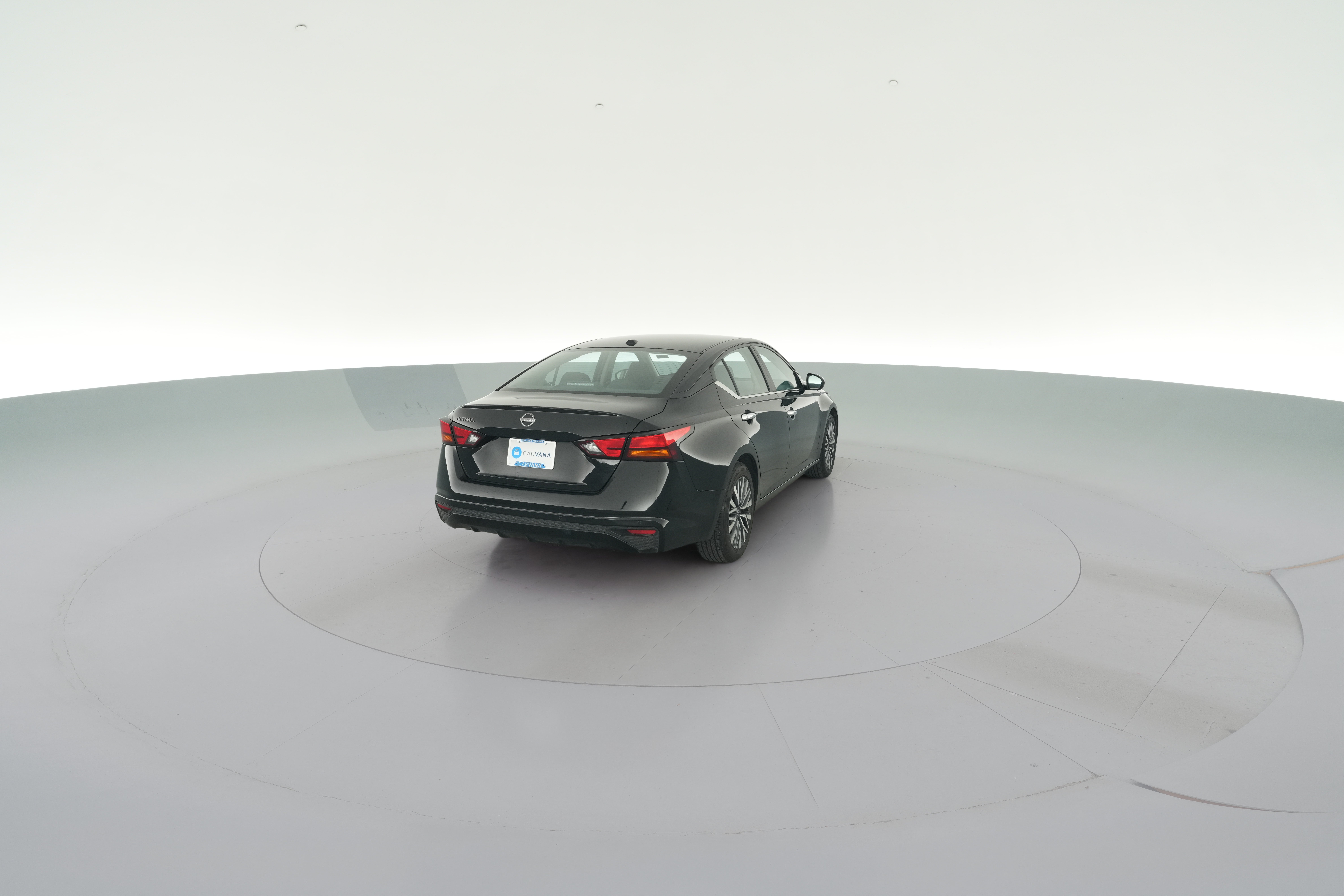 2025 Nissan Altima SV - Photo 31