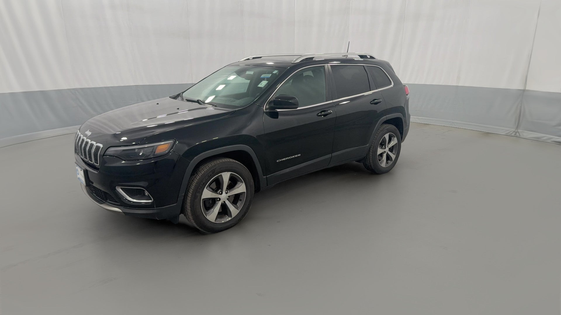 2019 Jeep Cherokee vehicle photo