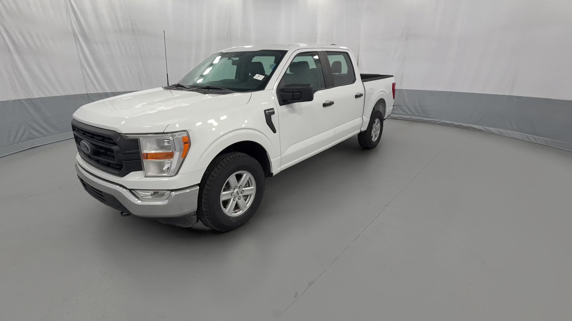 2022 Ford F150 SuperCrew Cab vehicle photo
