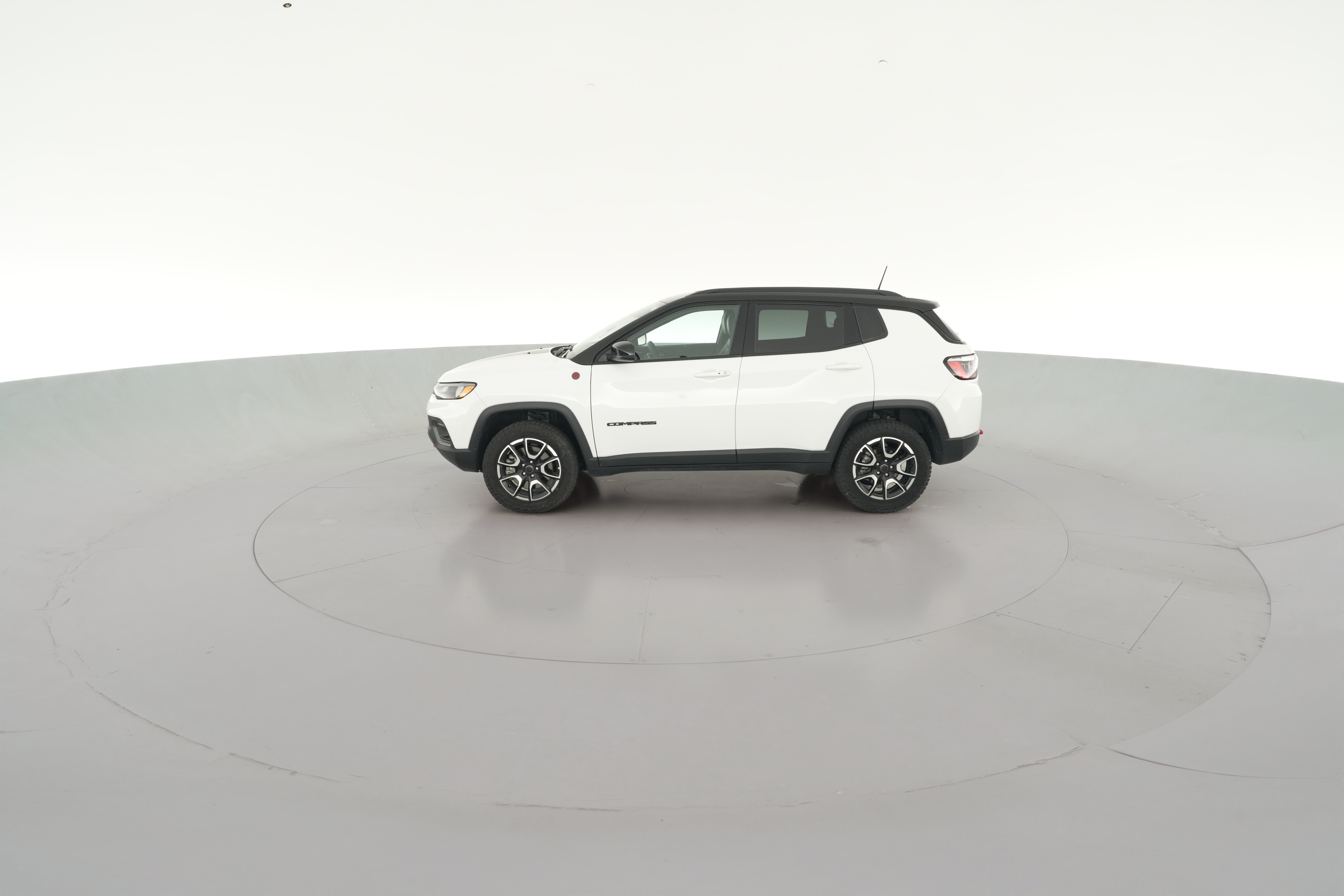 2025 Jeep Compass Trailhawk - Photo 26