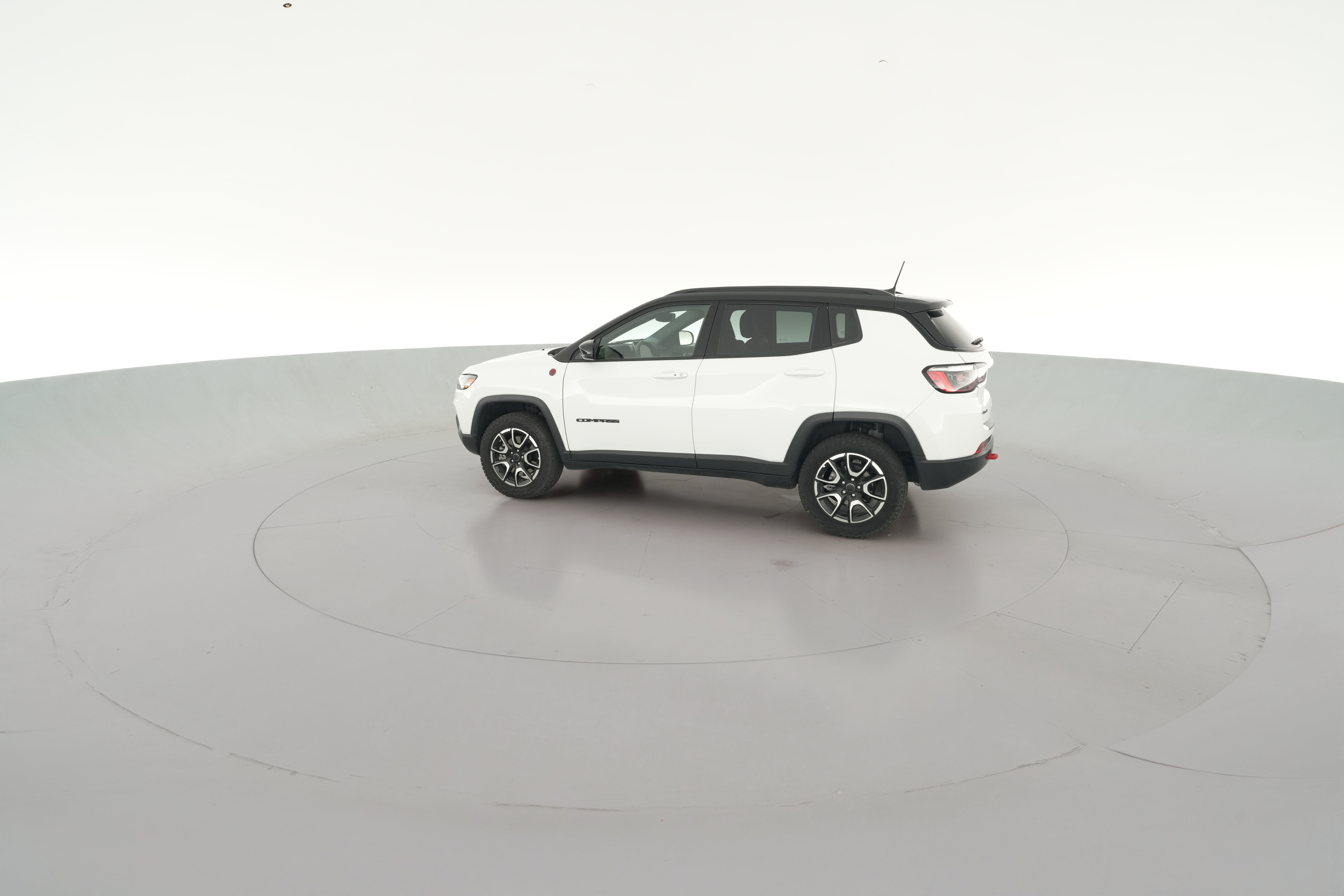 2025 Jeep Compass Trailhawk - Photo 27