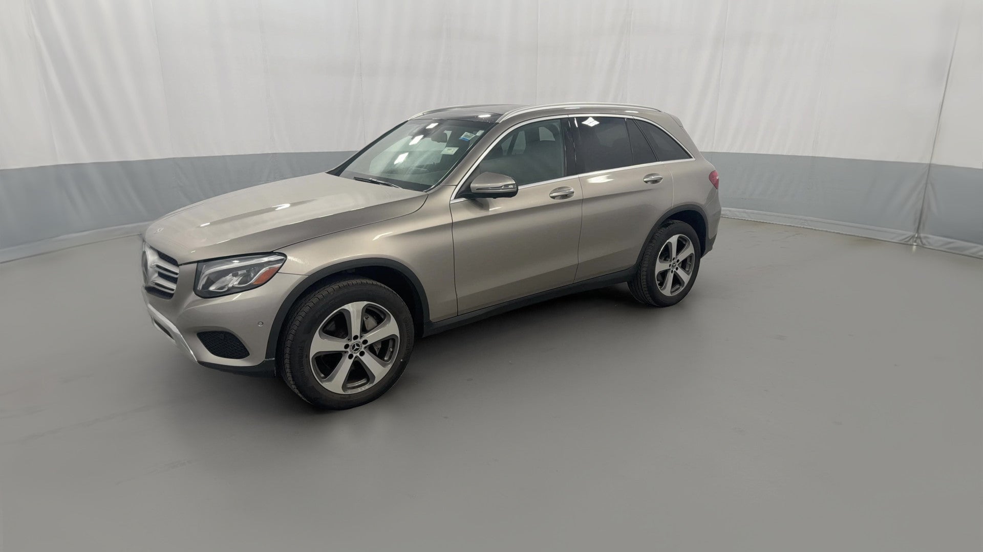 2019 Mercedes-Benz GLC vehicle photo