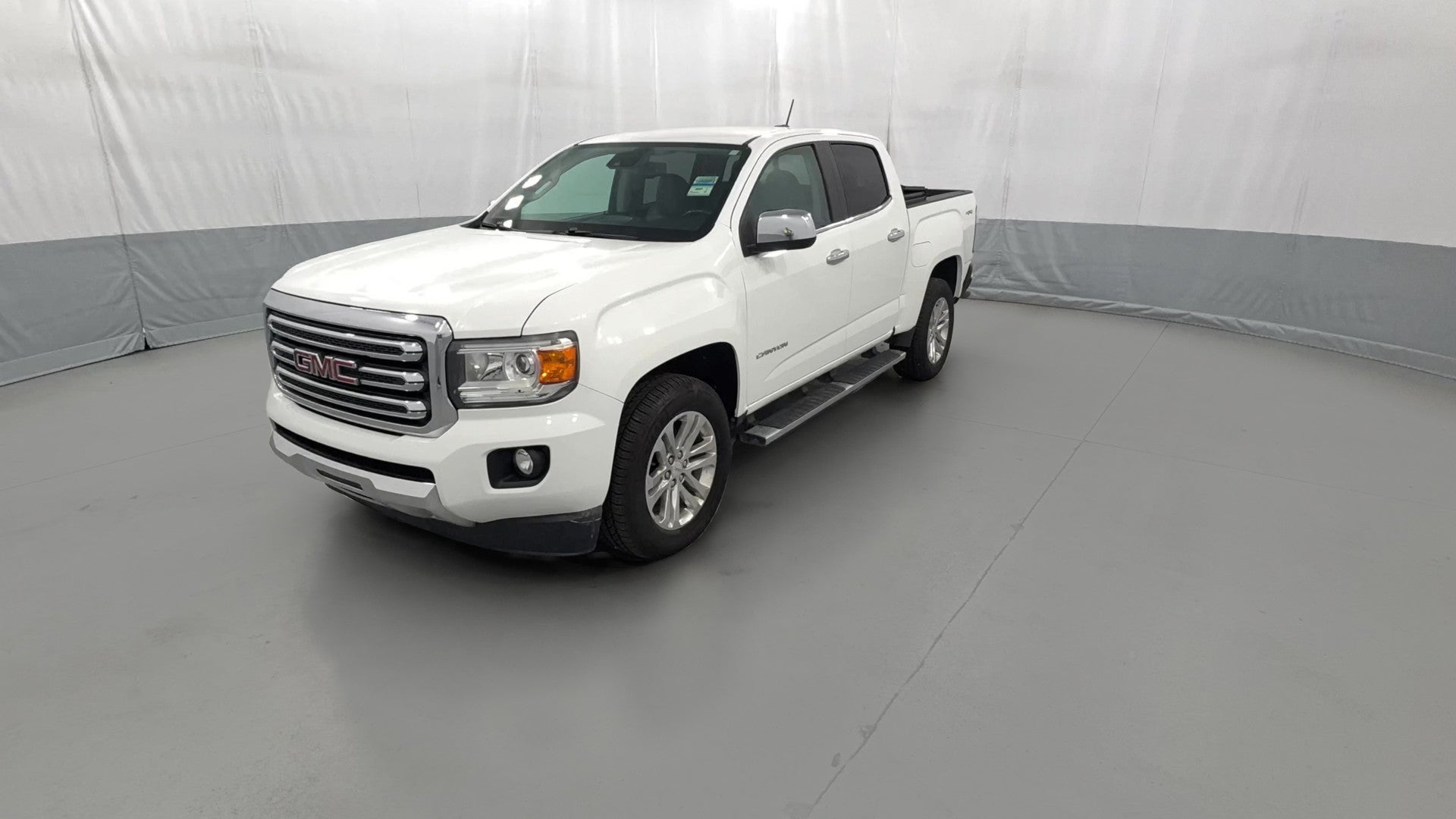2016 GMC Canyon Crew Cab vehicle photo