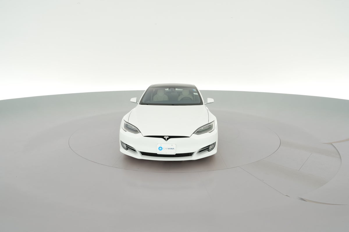 2020 Tesla Model S Long Range in Pearl White Multi-coat — 360° view 1