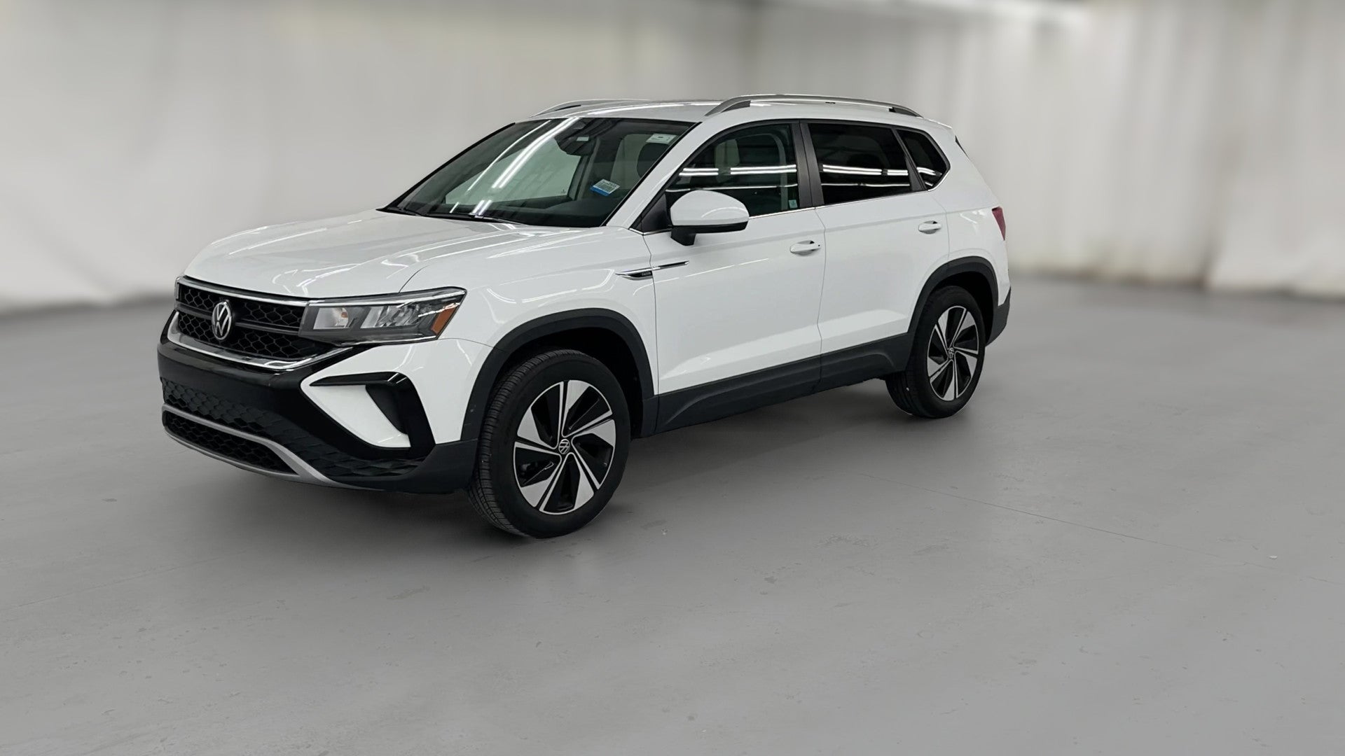 2024 Volkswagen Taos vehicle photo