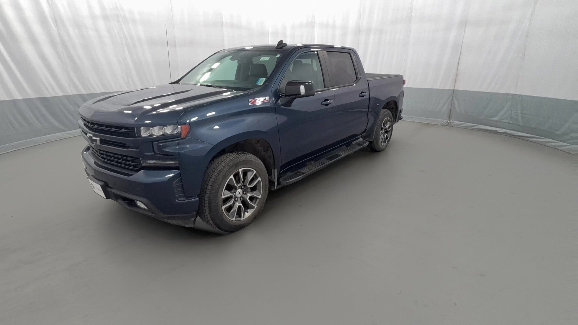 2019 Chevrolet Silverado 1500 Crew Cab vehicle photo