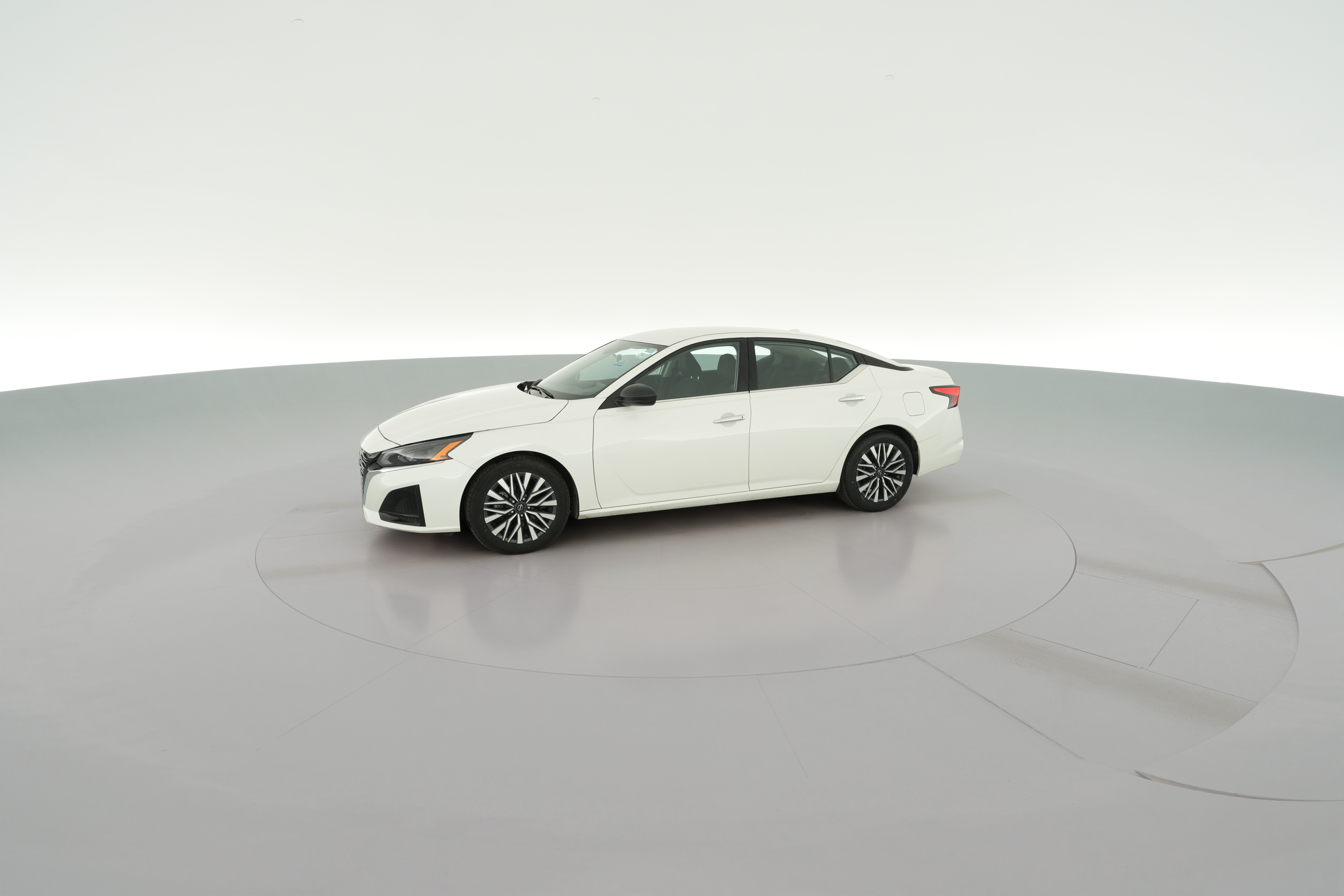 2025 Nissan Altima SV - Photo 24
