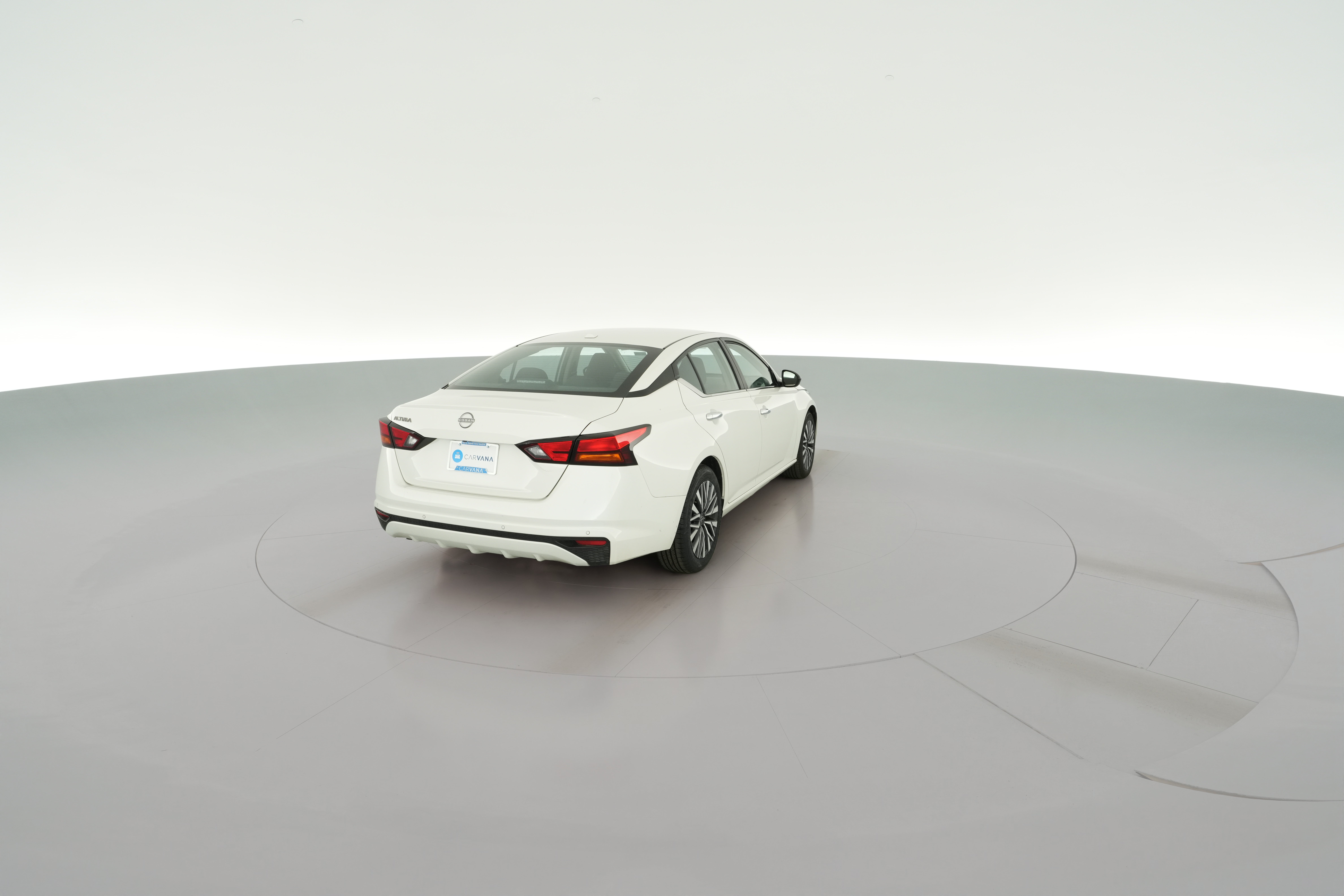 2025 Nissan Altima SV - Photo 30