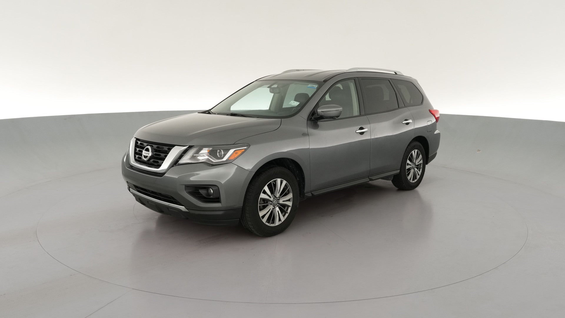 2018 Nissan Pathfinder vehicle photo