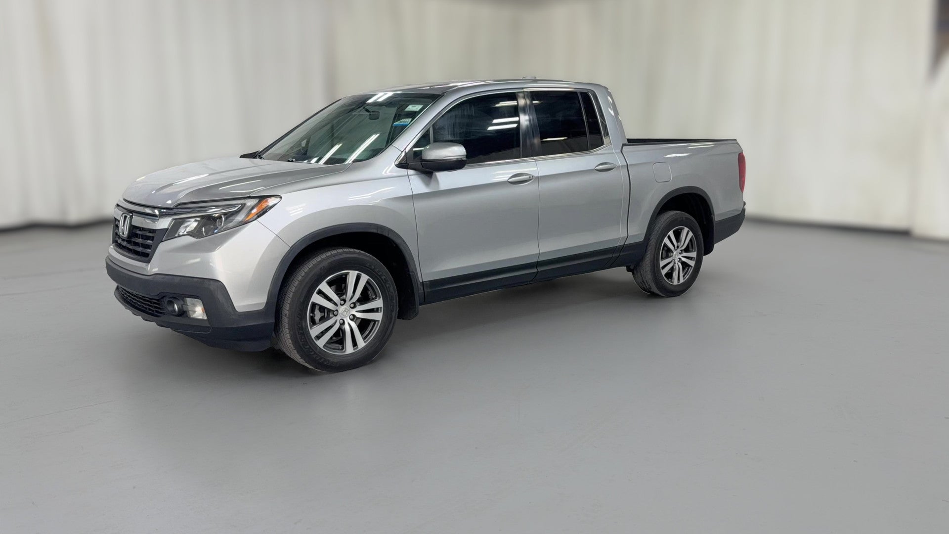 2017 Honda Ridgeline vehicle photo