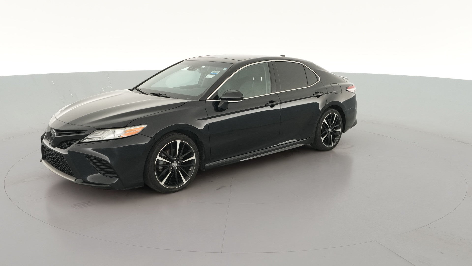 2019 Toyota Camry vehicle photo