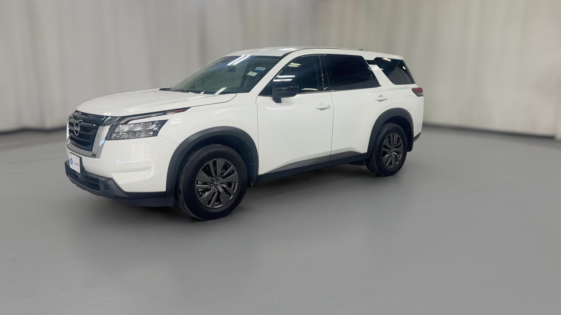 2025 Nissan Pathfinder vehicle photo