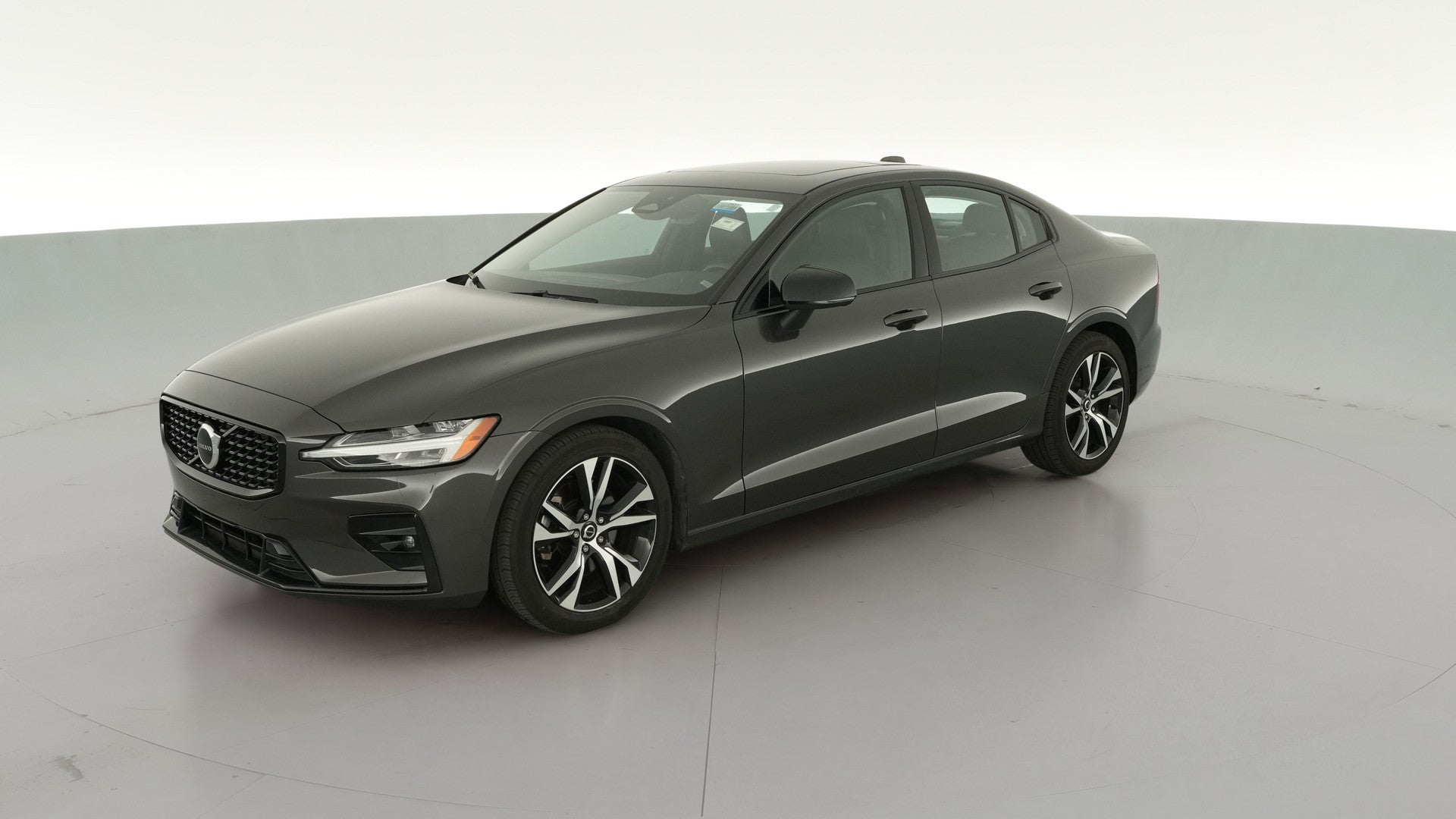 2024 Volvo S60 vehicle photo