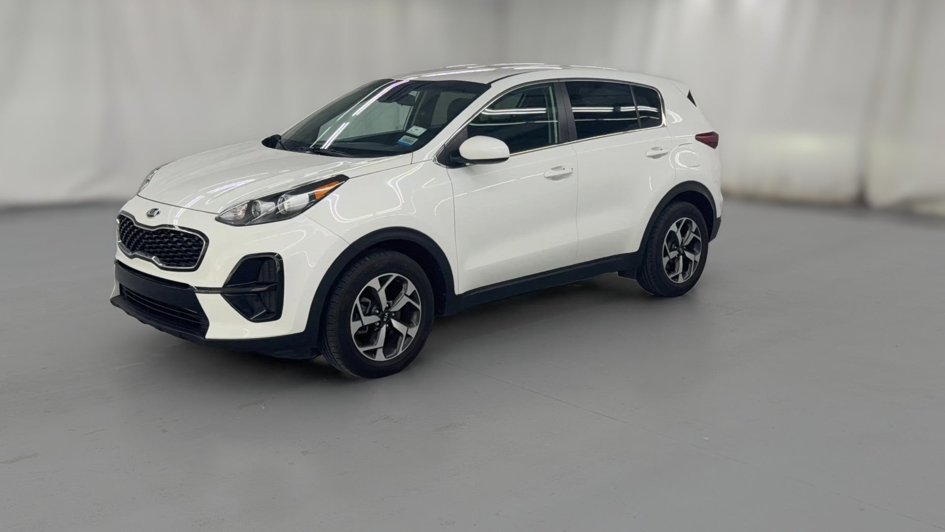 2020 Kia Sportage vehicle photo