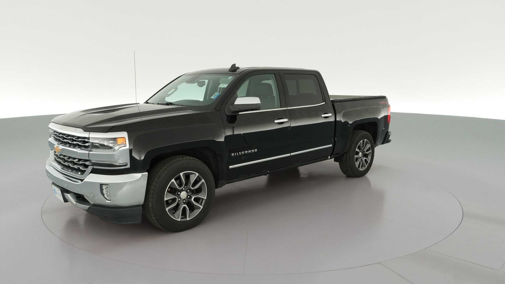 2018 Chevrolet Silverado 1500 Crew Cab vehicle photo