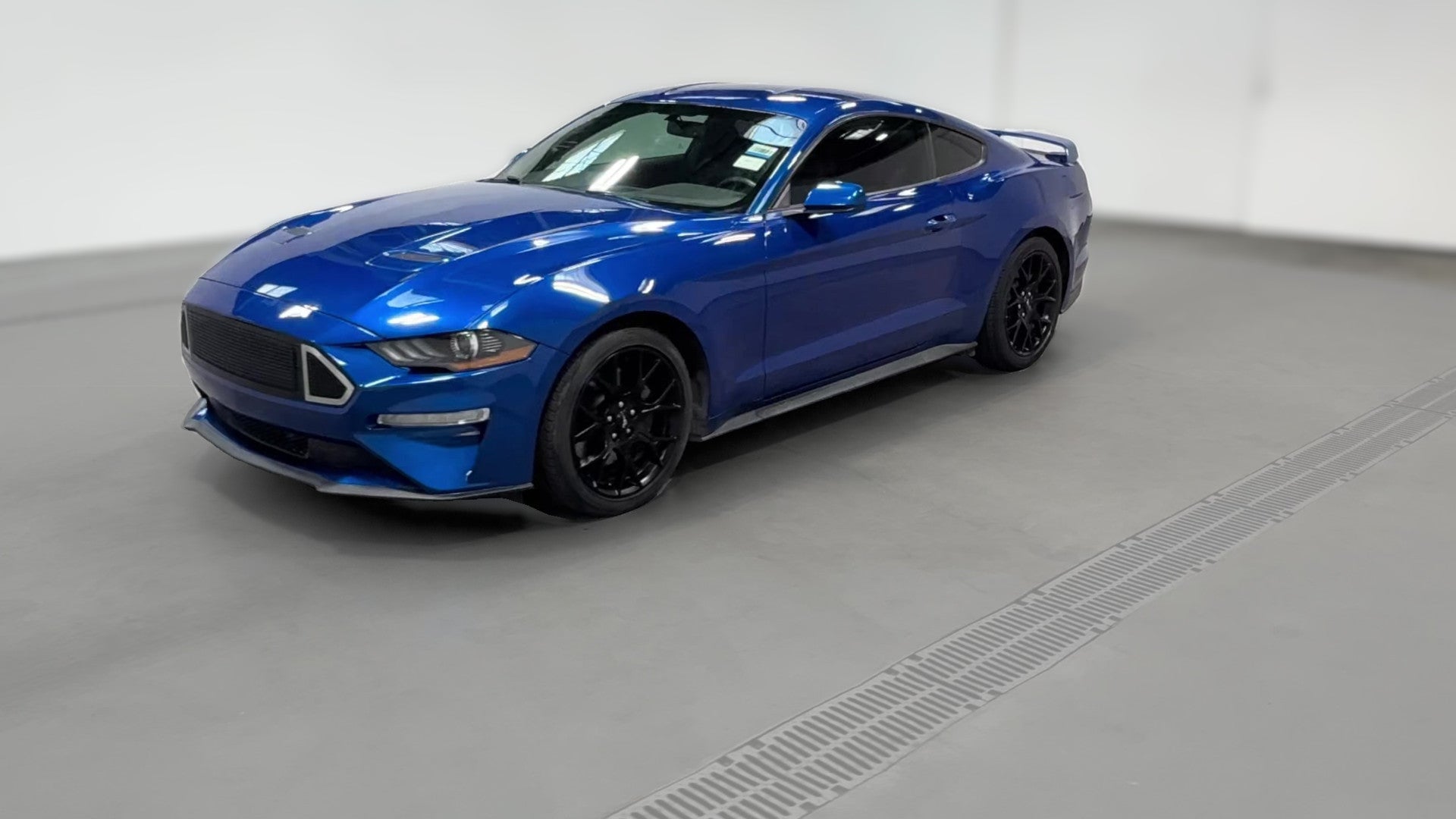 2018 Ford Mustang vehicle photo