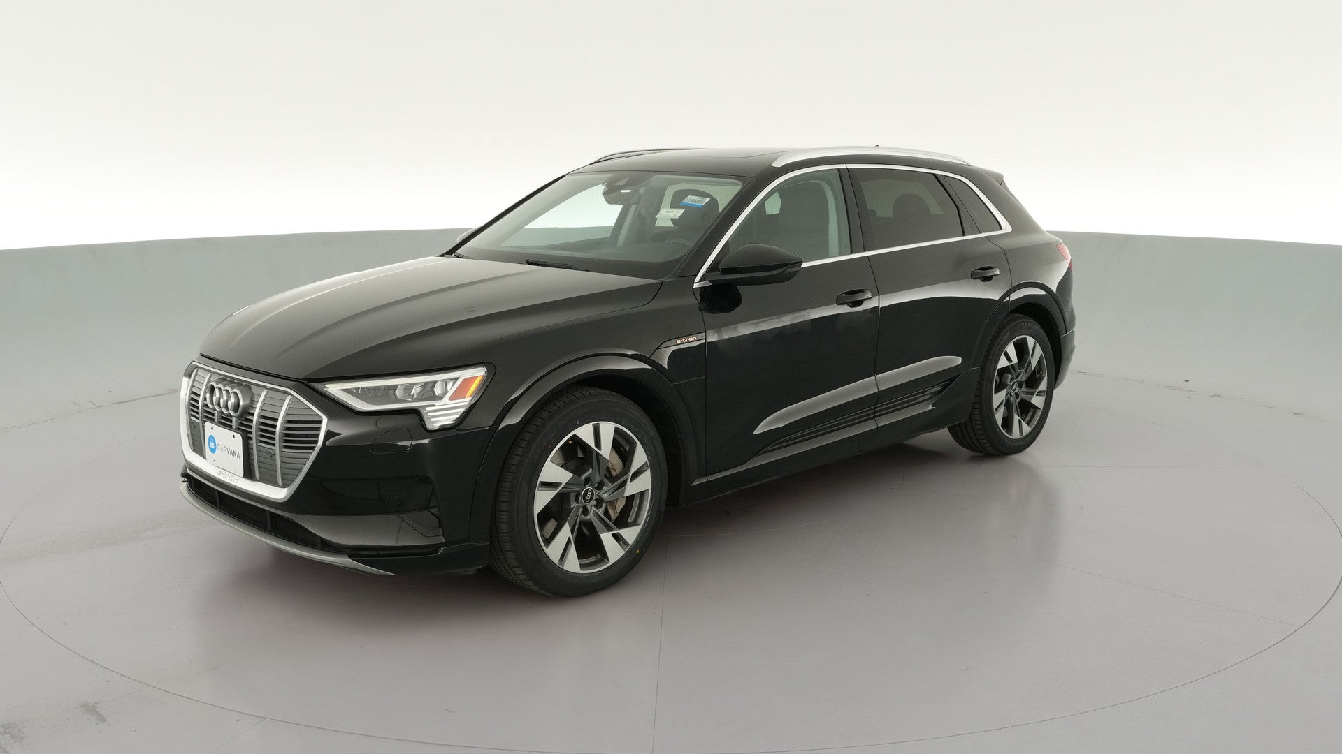 2021 Audi e-tron vehicle photo