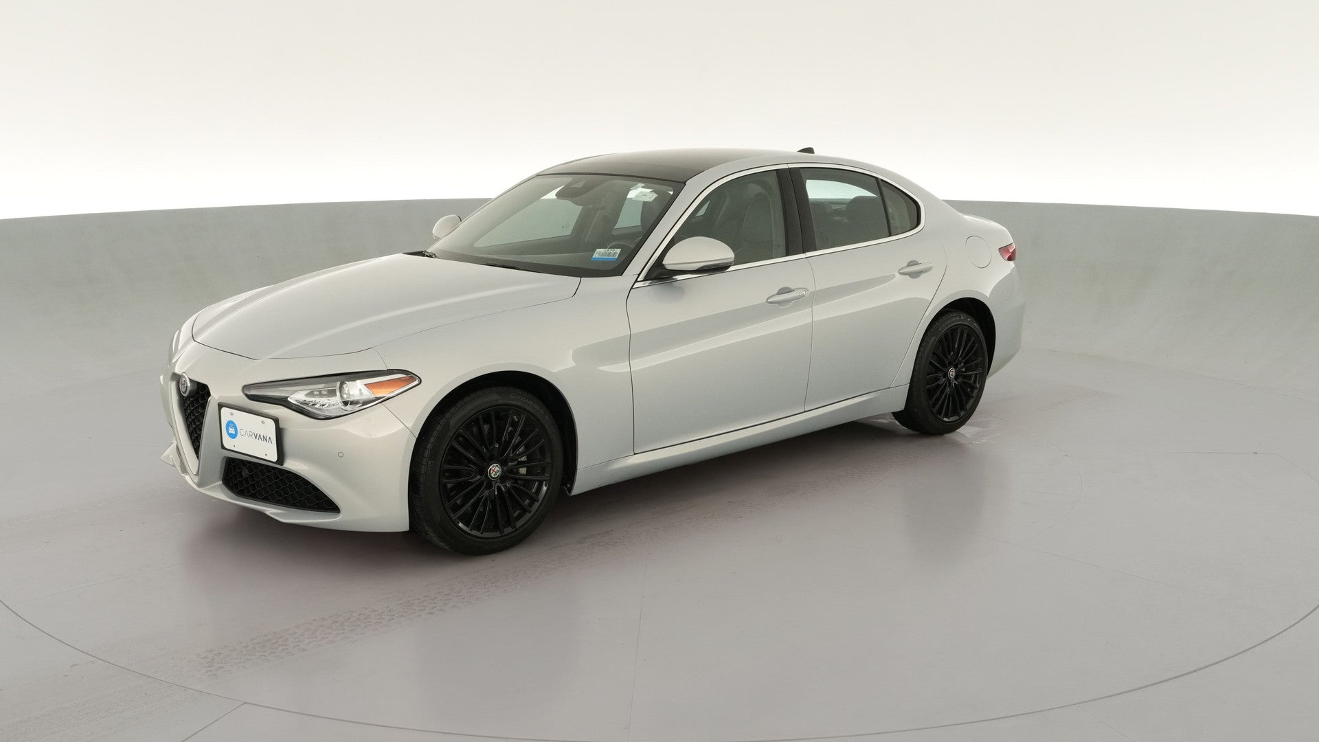 2020 Alfa Romeo Giulia vehicle photo