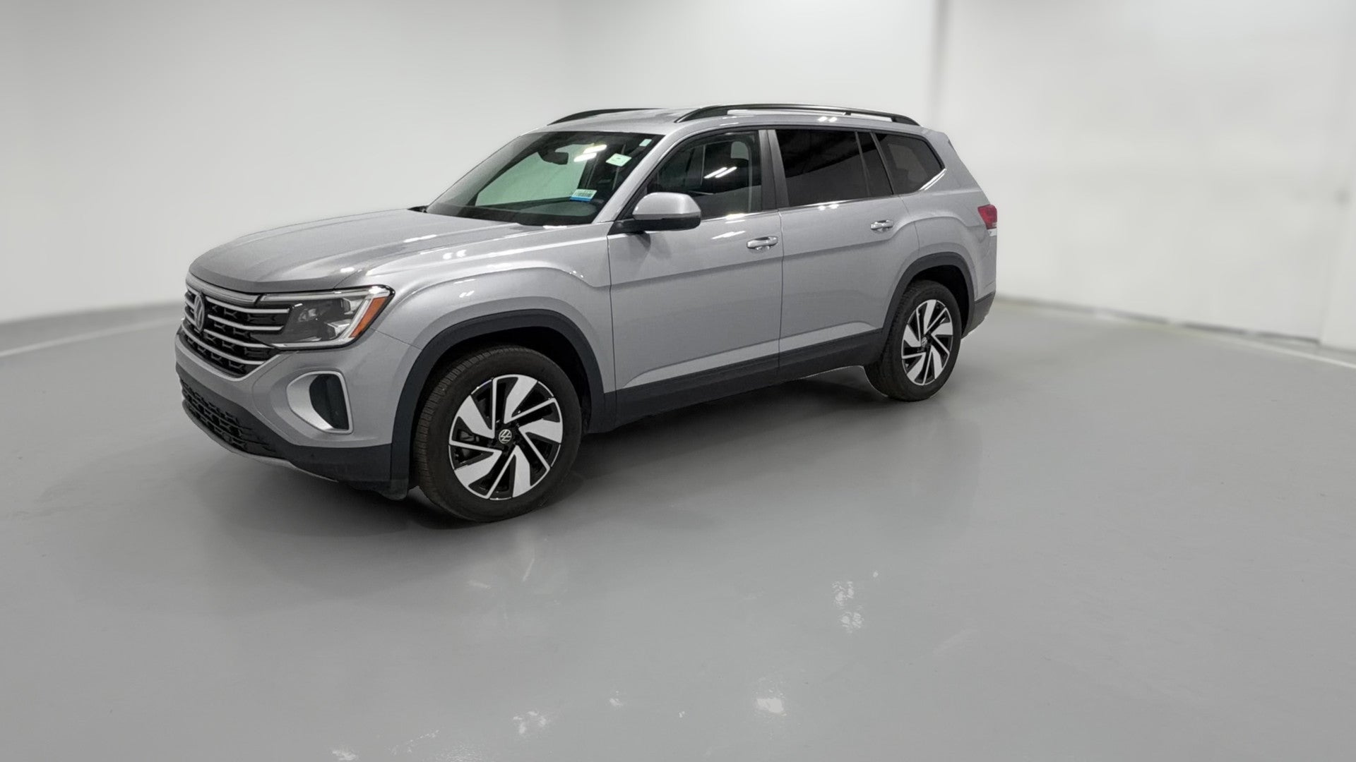 2026 Volkswagen Atlas vehicle photo