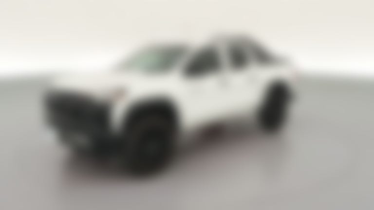 2025 Chevrolet Colorado Crew Cab vehicle photo