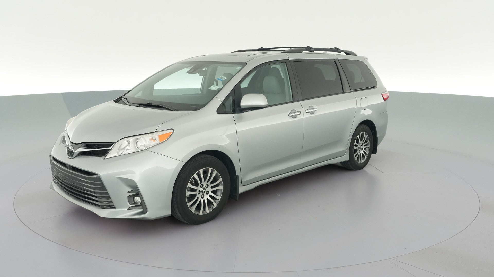 2020 Toyota Sienna vehicle photo